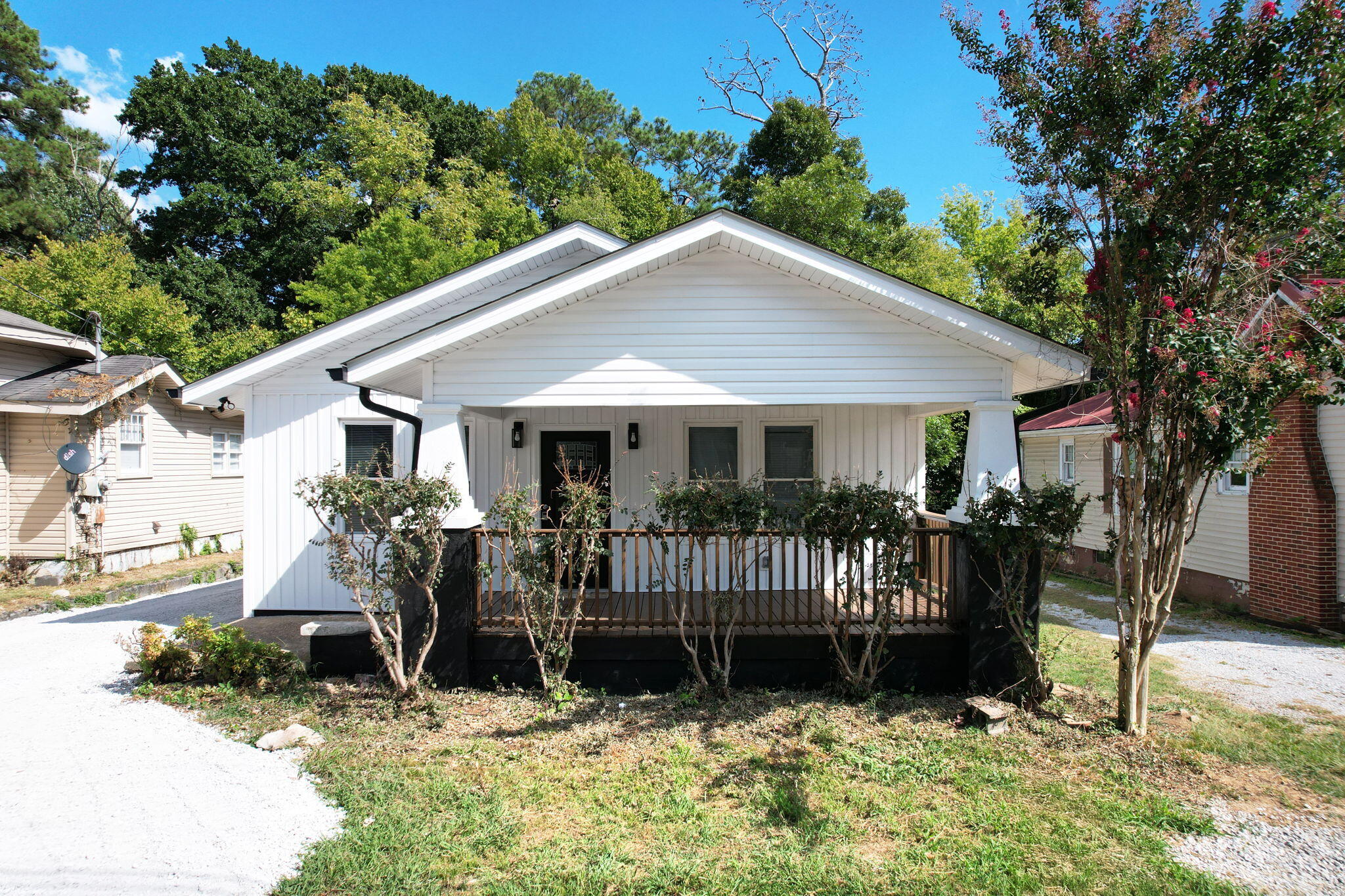 210 S Moore Road Property Photo 1