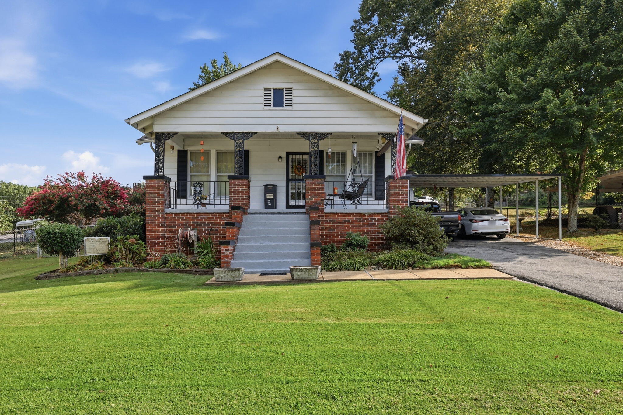 1214 John Ross Road Property Photo 1