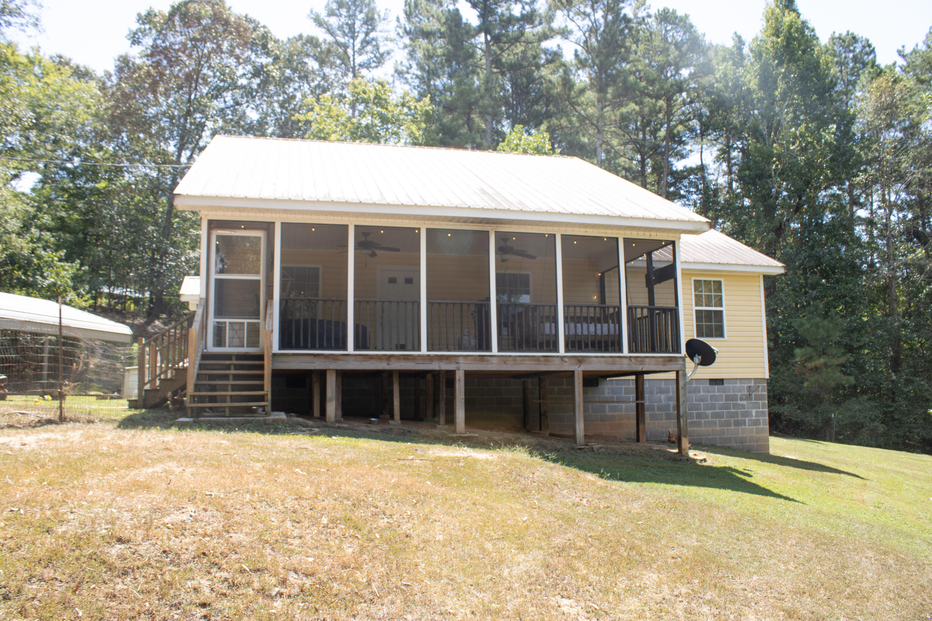1307 Ridgeway Road Property Photo 3