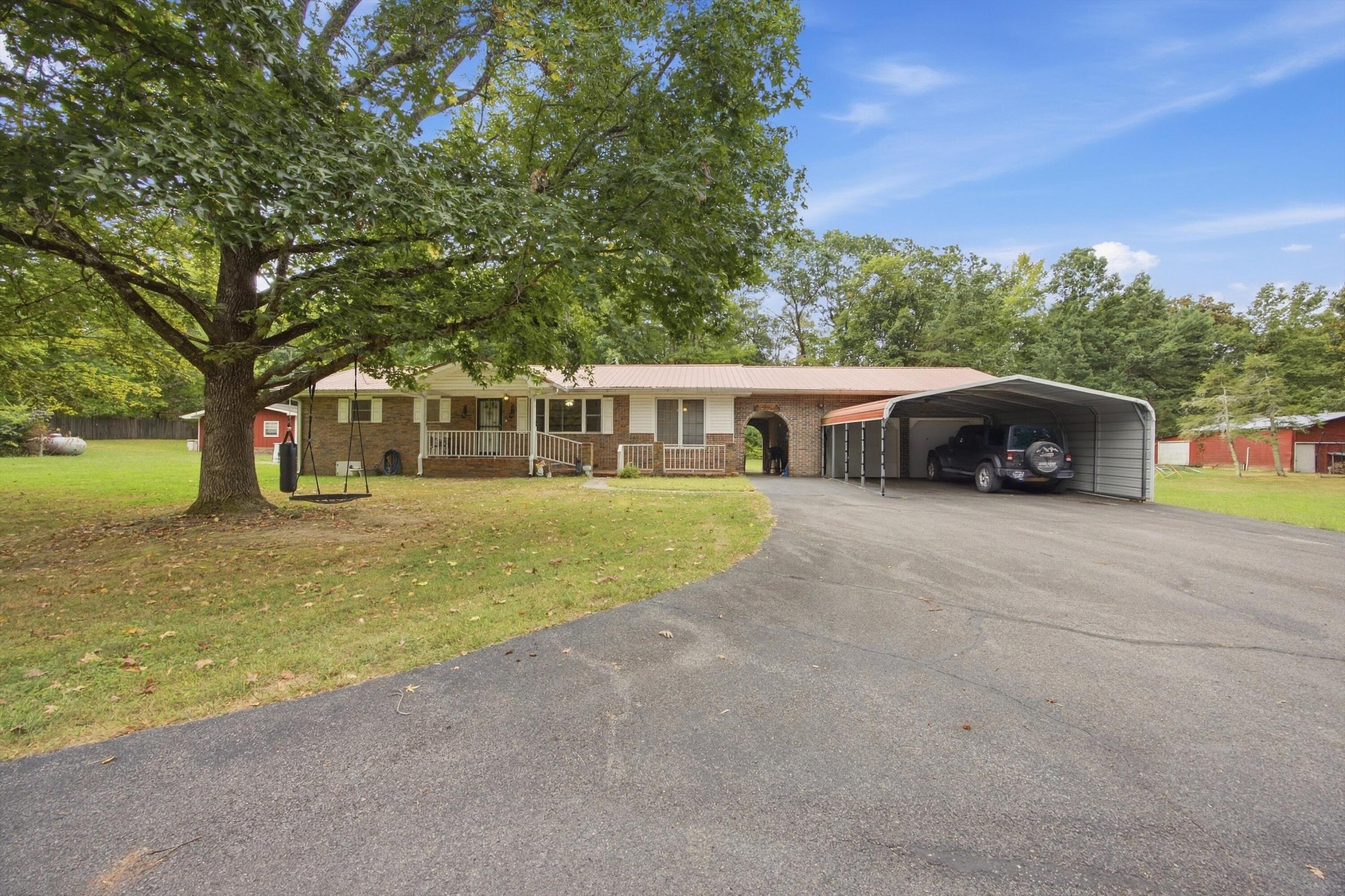 175 Teeters Loop Road Property Photo 2