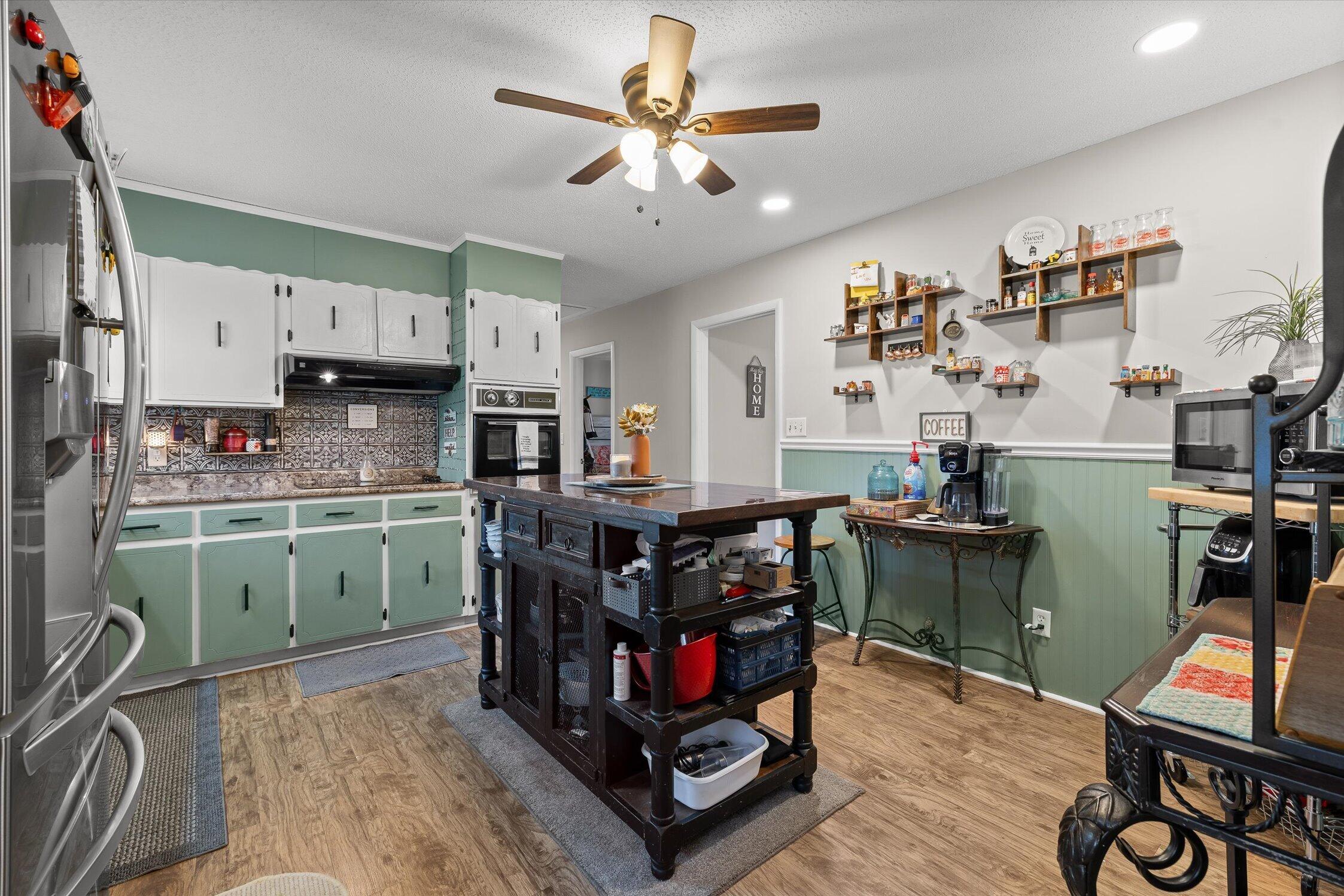 8168 Pinecrest Drive Property Photo 13