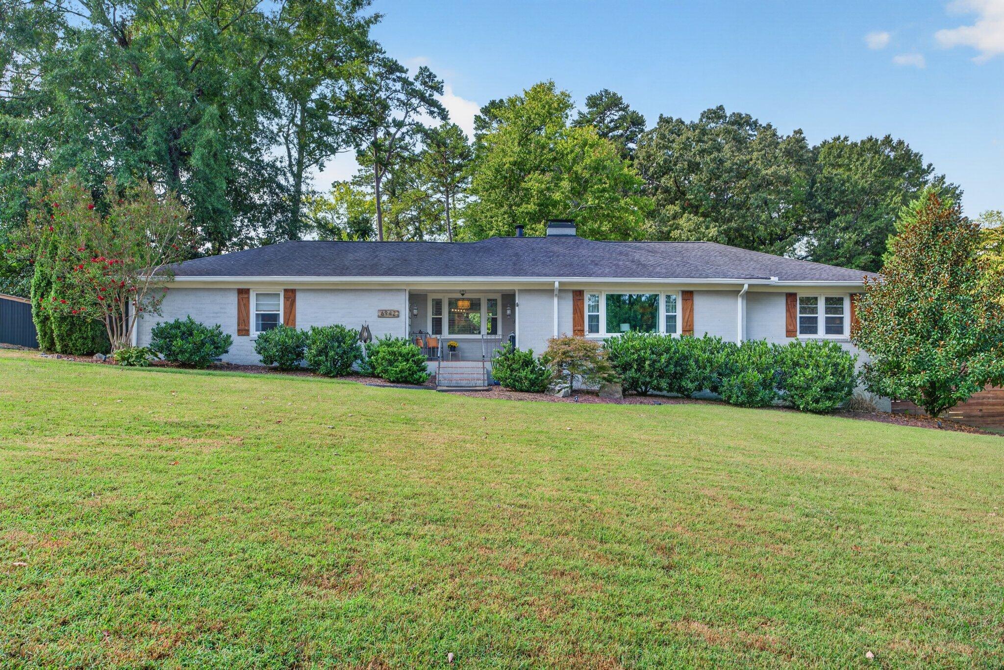 6942 Jesse Conner Road Property Photo 1