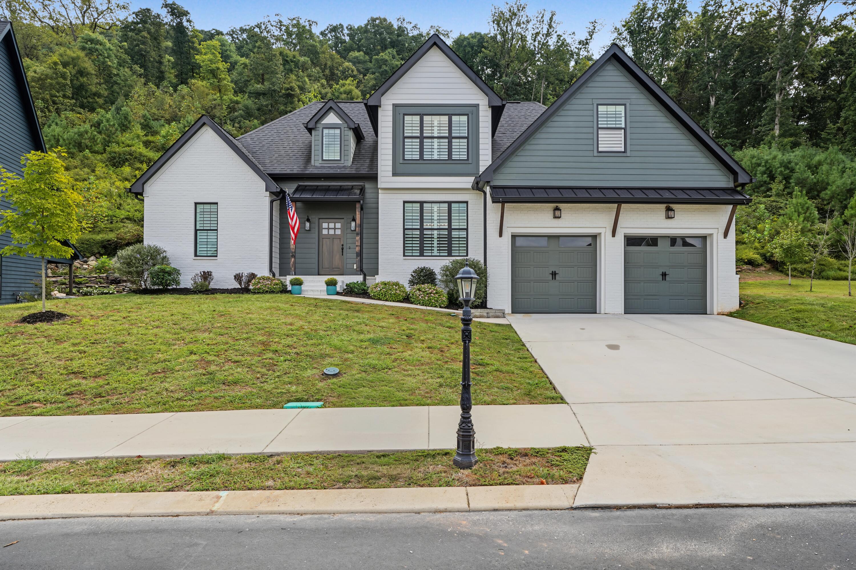 9837 Trestle Circle Property Photo 1
