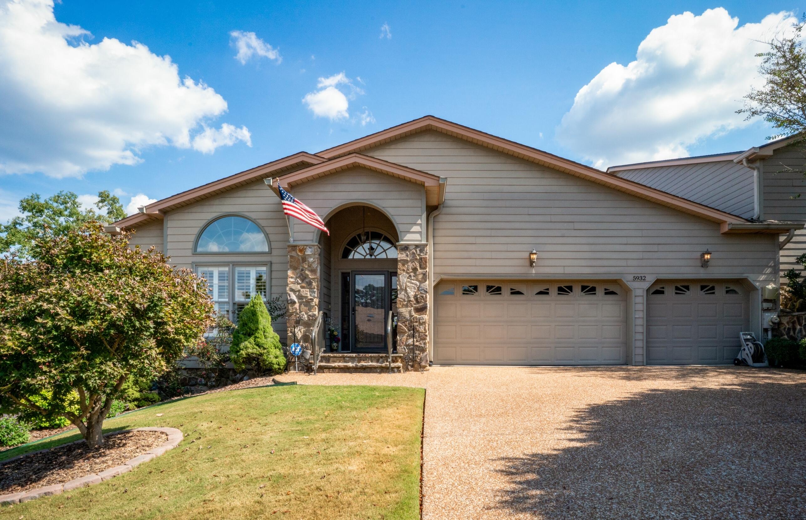 5932 Rainbow Springs Drive Property Photo 1