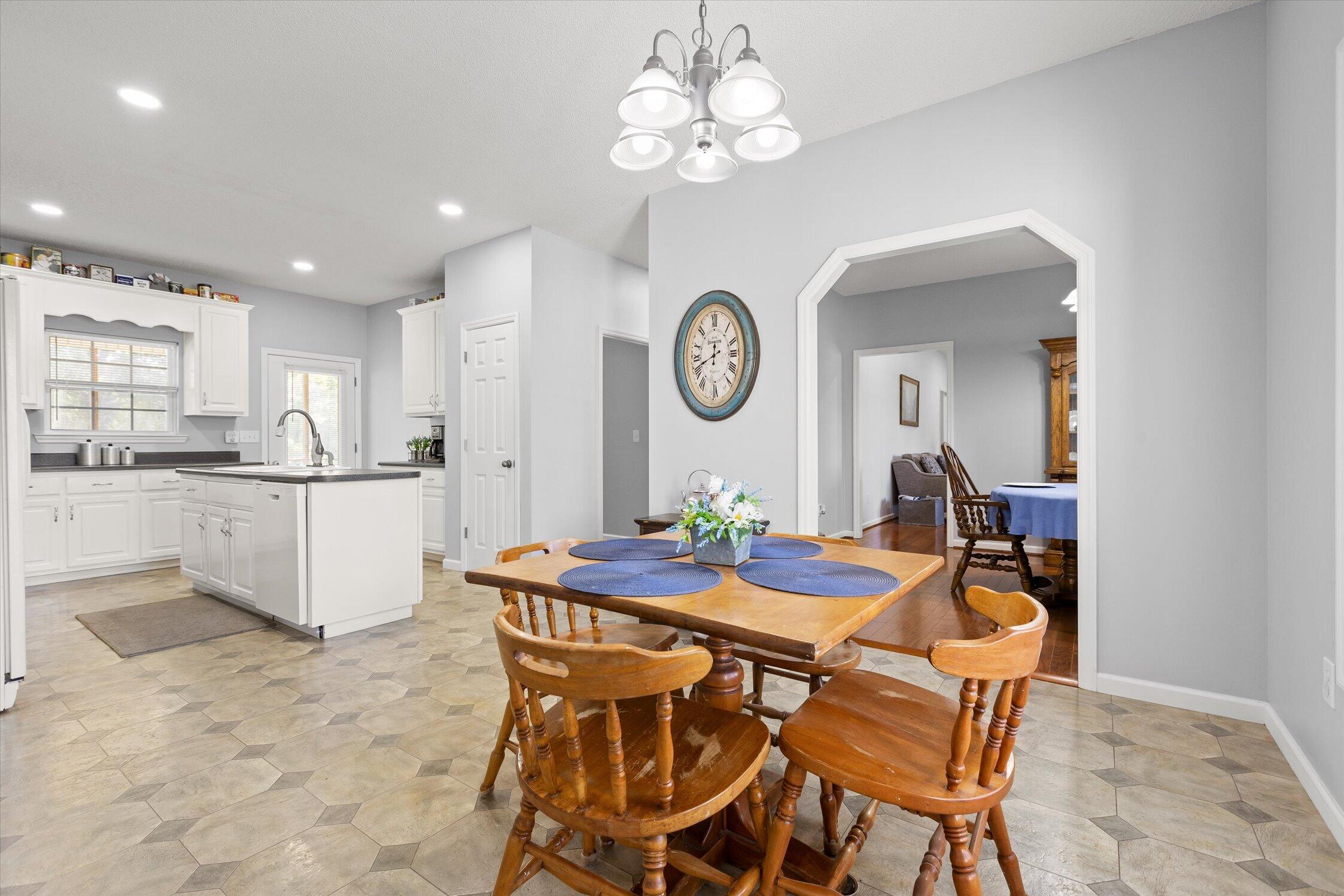 188 Valley Road Property Photo 17
