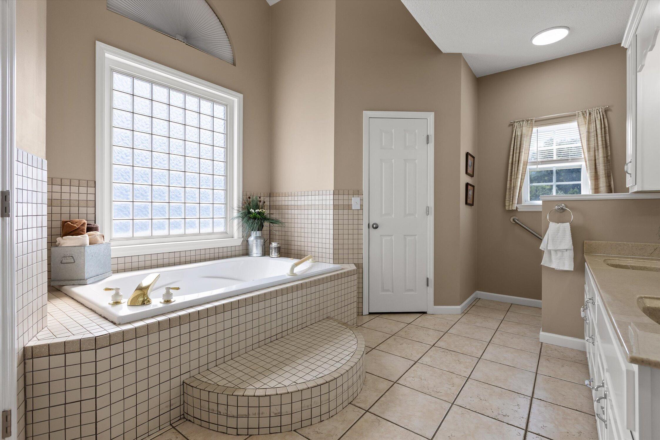 188 Valley Road Property Photo 25