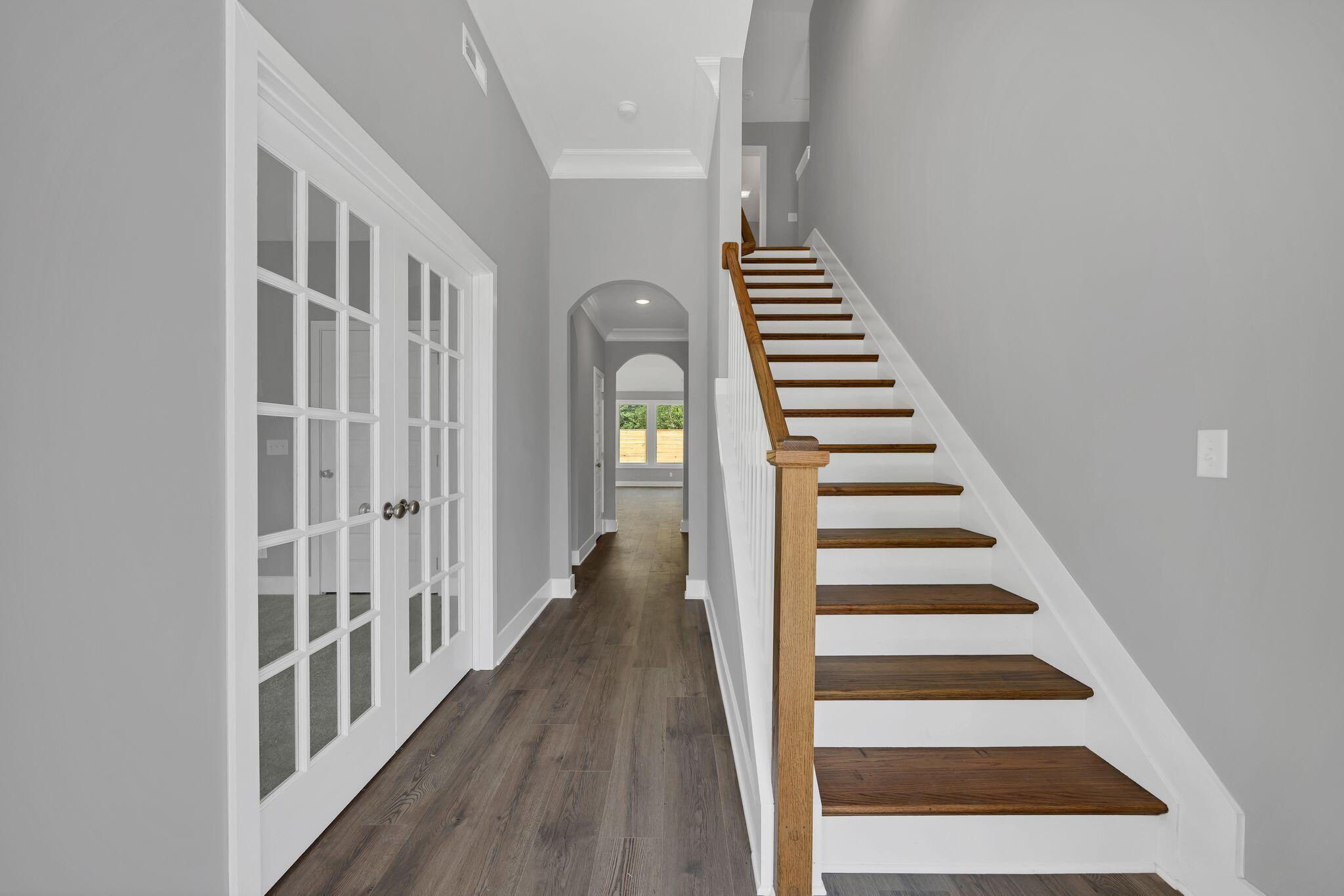 8573 Ari Lane Property Photo 4