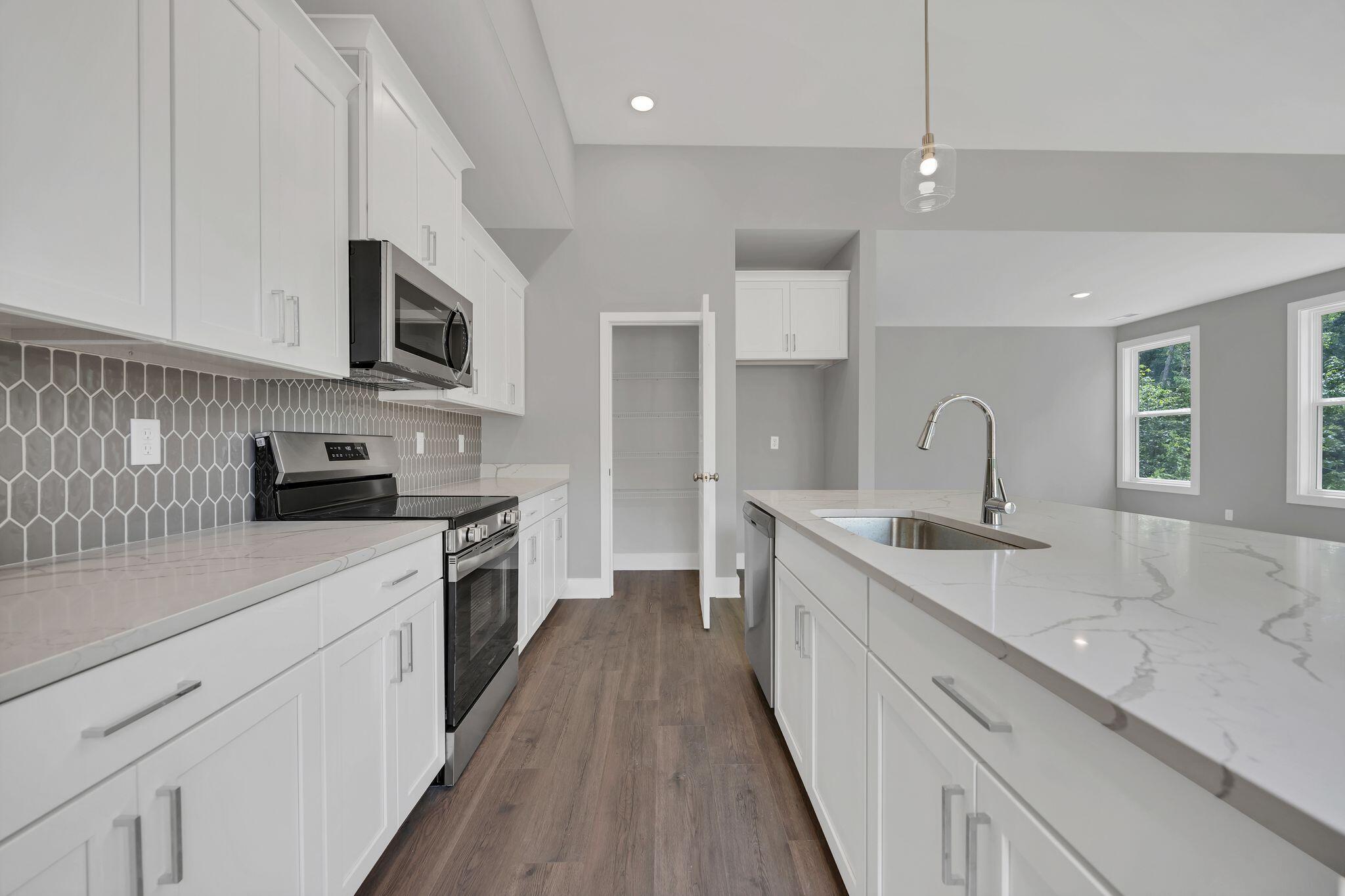 8573 Ari Lane Property Photo 16