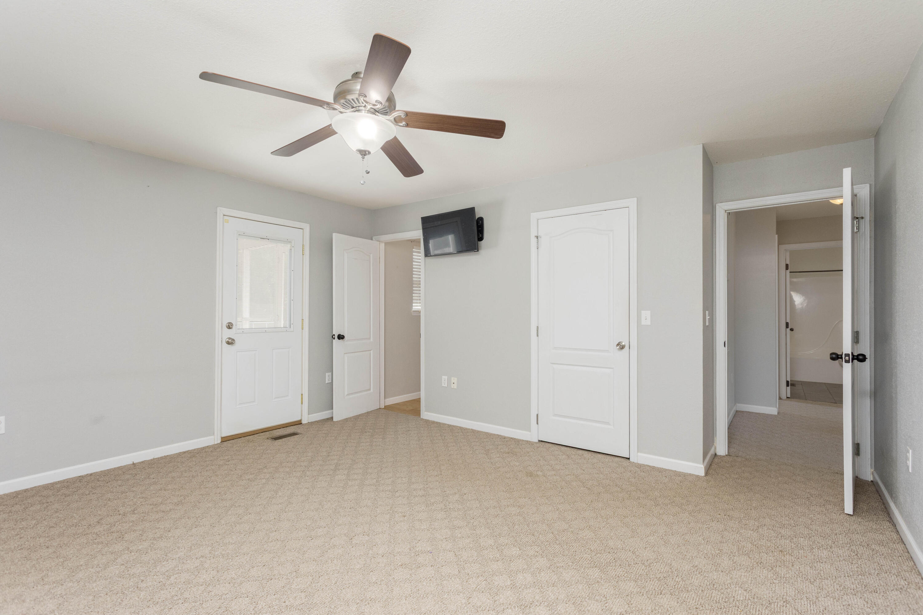 166 Belle Circle Property Photo 17