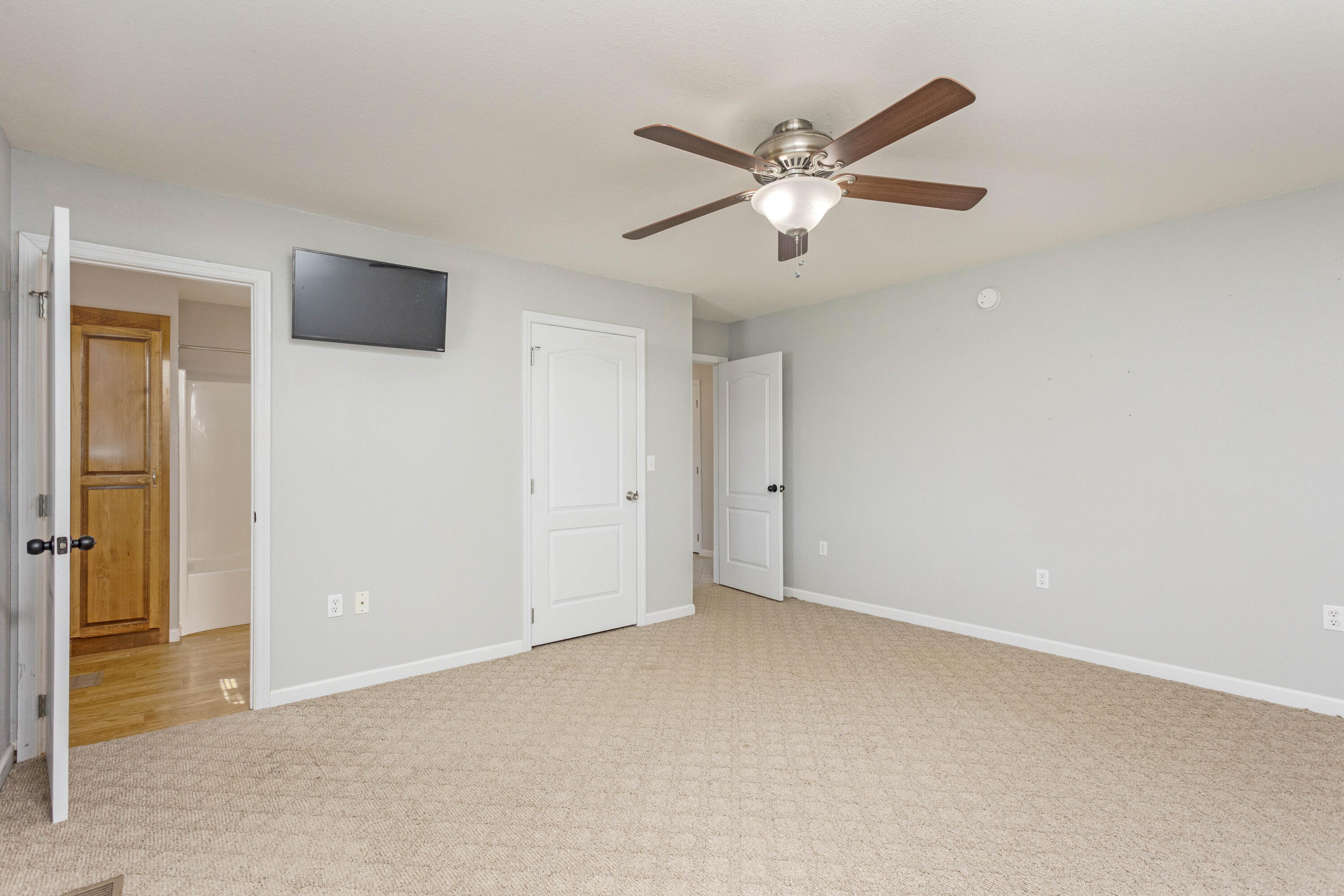 166 Belle Circle Property Photo 18