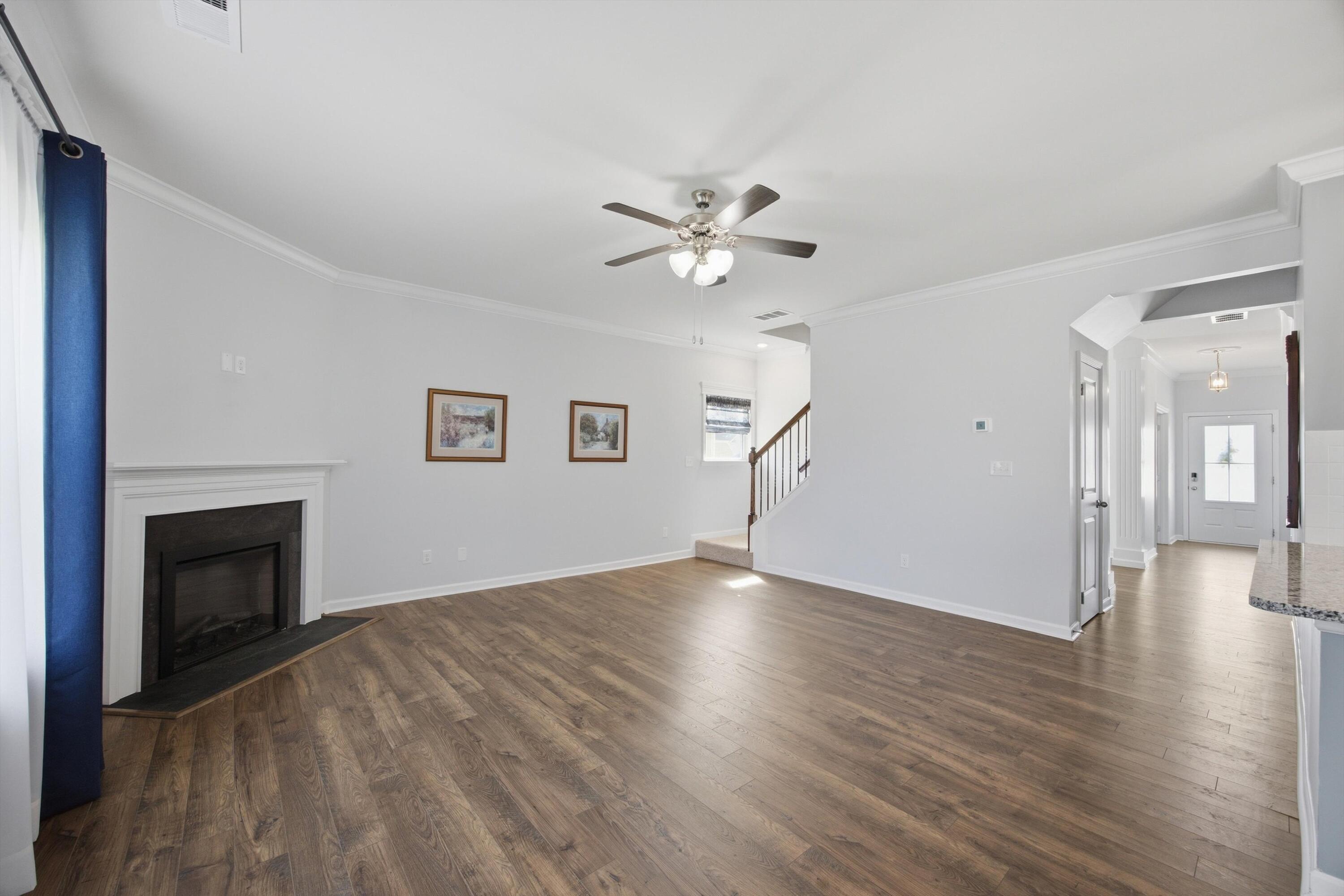 192 Shoreline Trace Property Photo 6