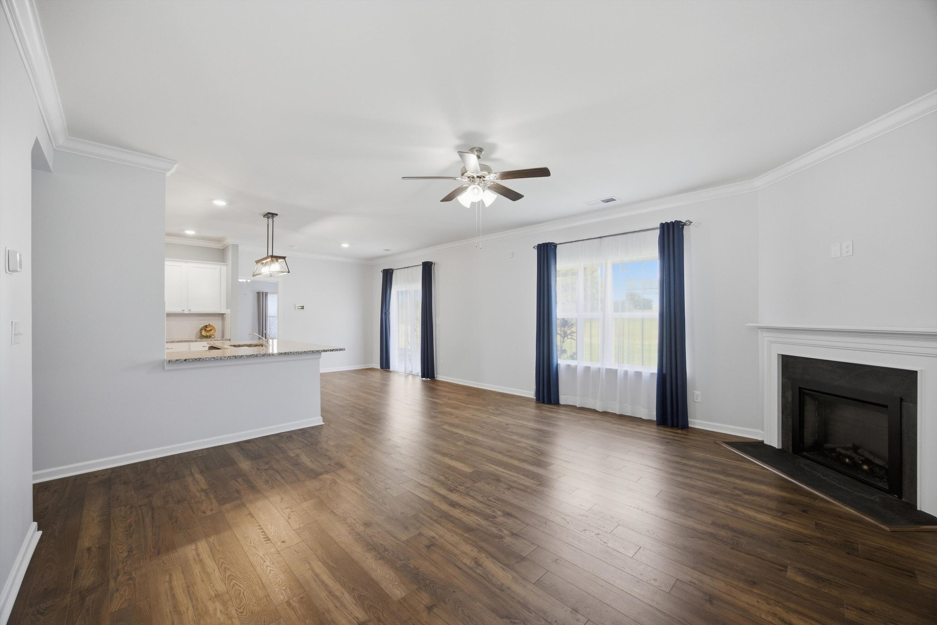 192 Shoreline Trace Property Photo 8