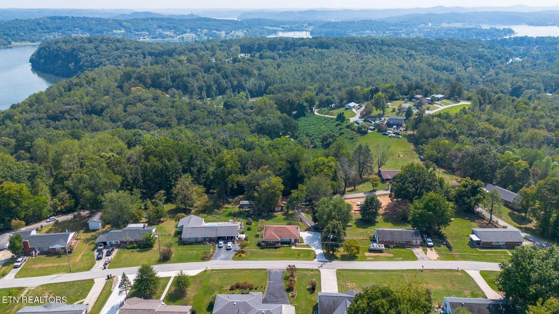 359 Skyline View Lane Property Photo 4