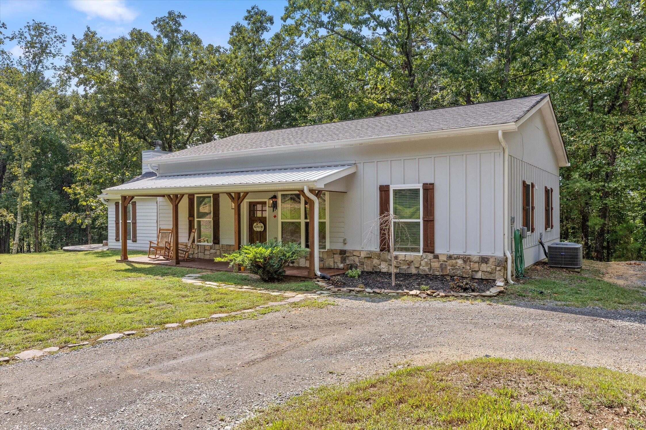 600 Edgeman Road Property Photo 3