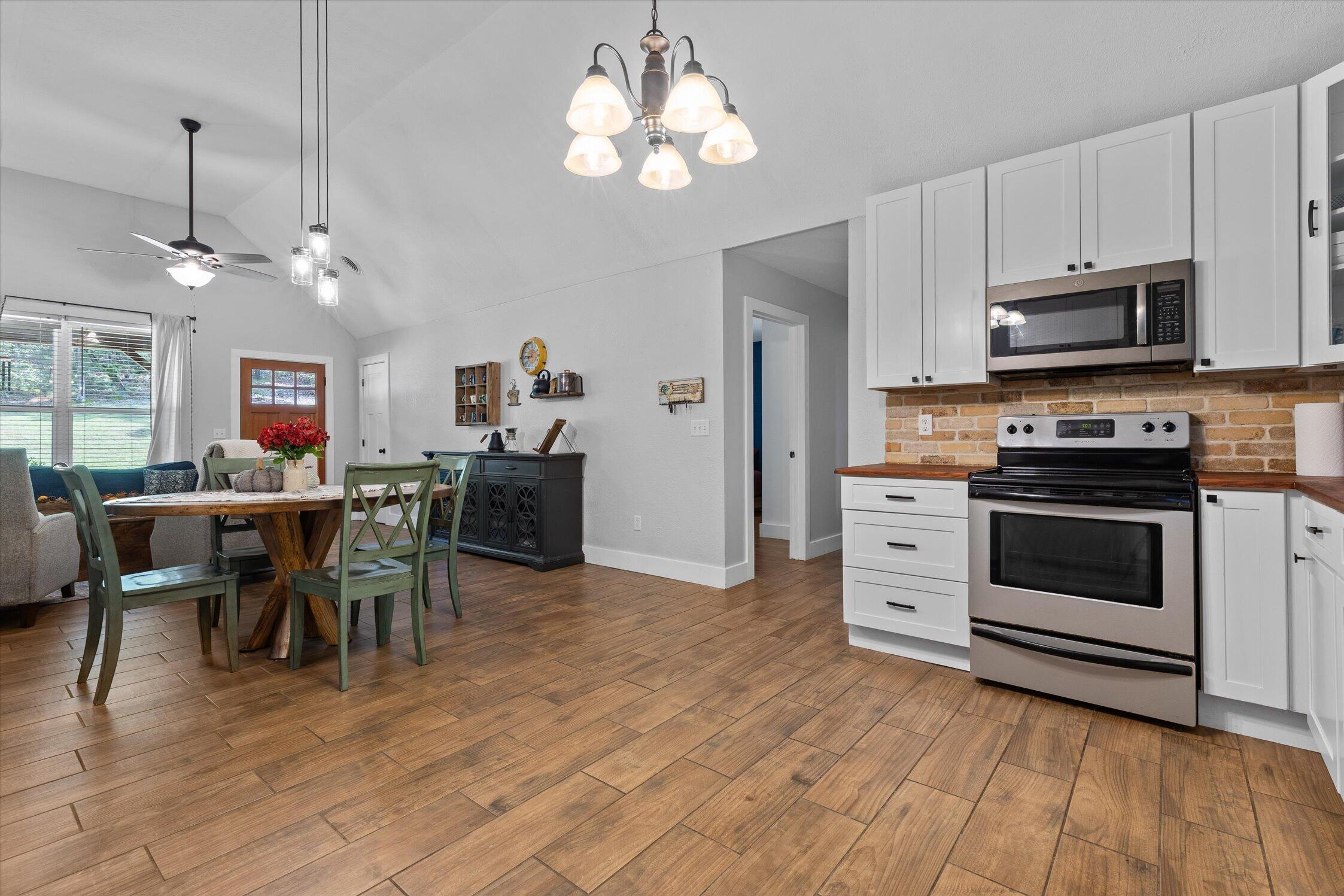 600 Edgeman Road Property Photo 18