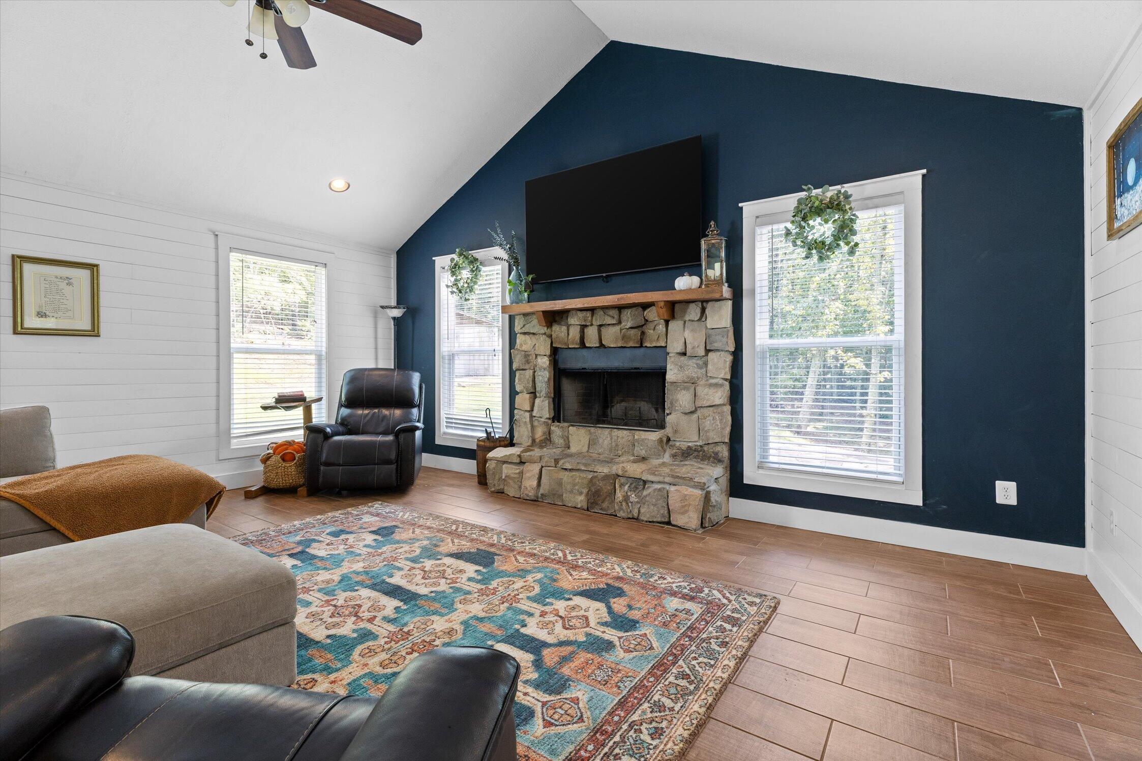 600 Edgeman Road Property Photo 22