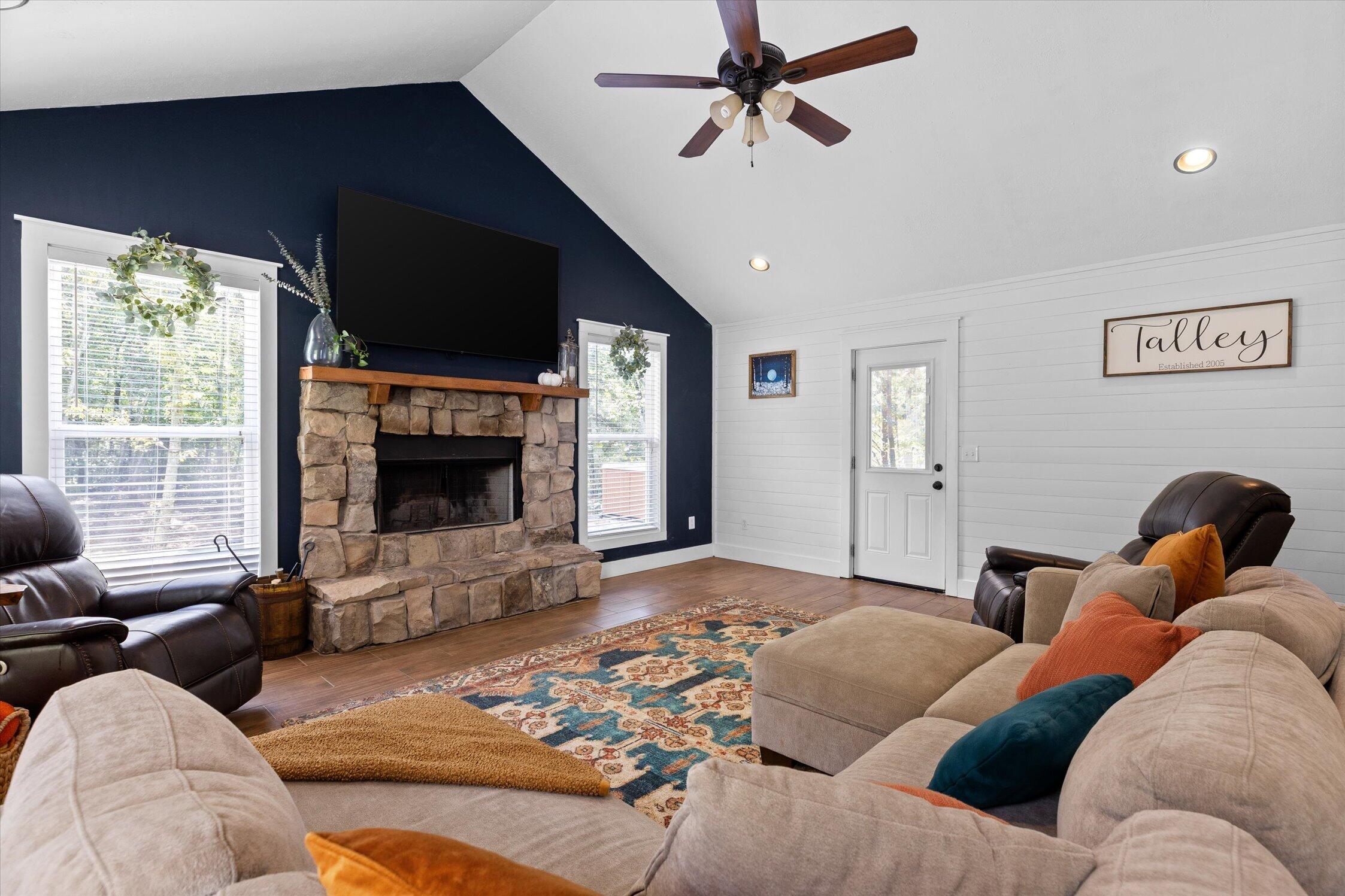 600 Edgeman Road Property Photo 25