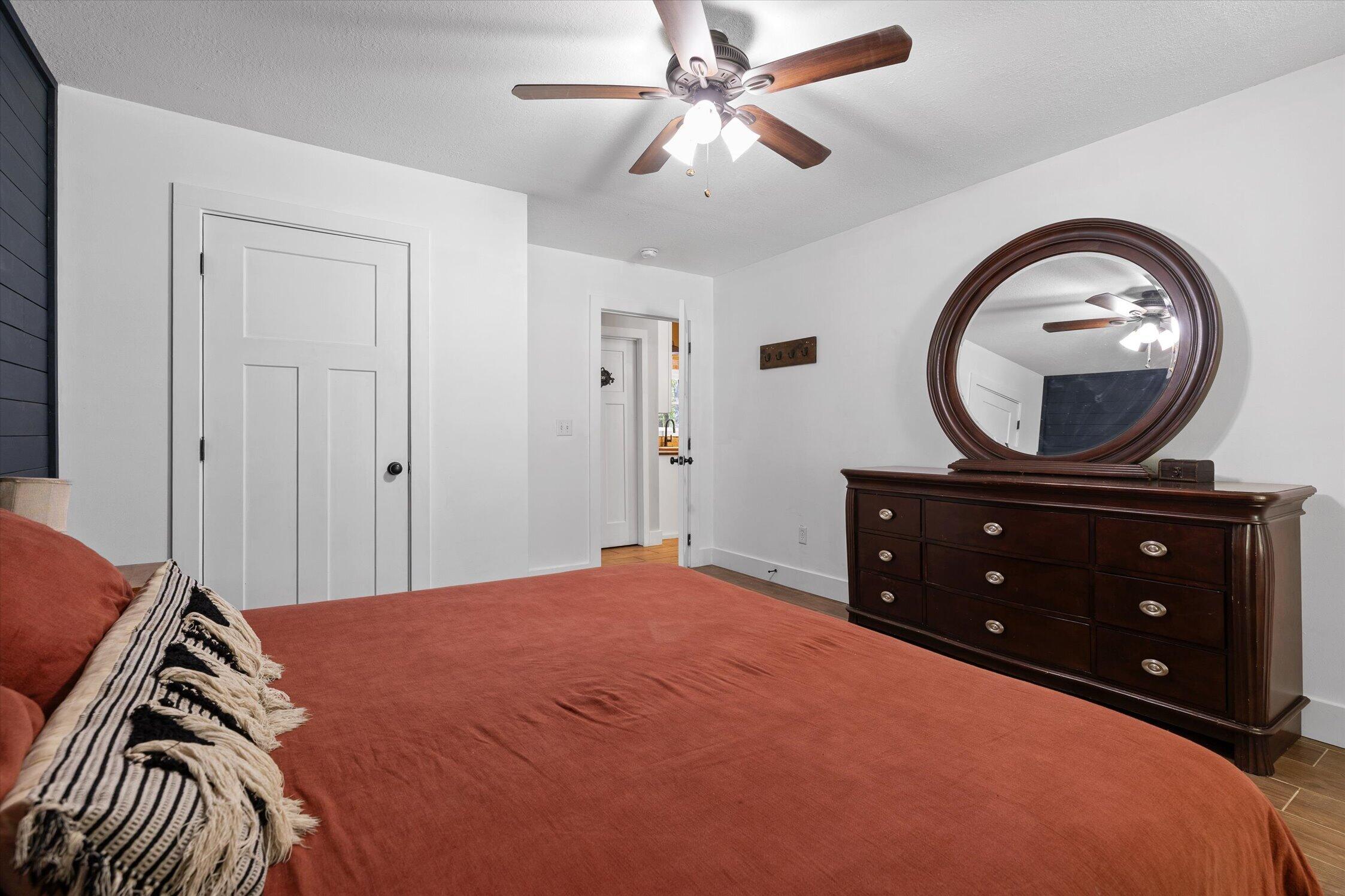 600 Edgeman Road Property Photo 28
