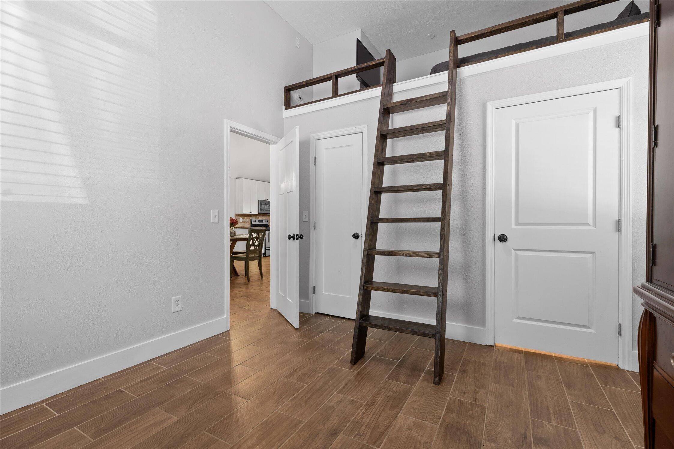 600 Edgeman Road Property Photo 31