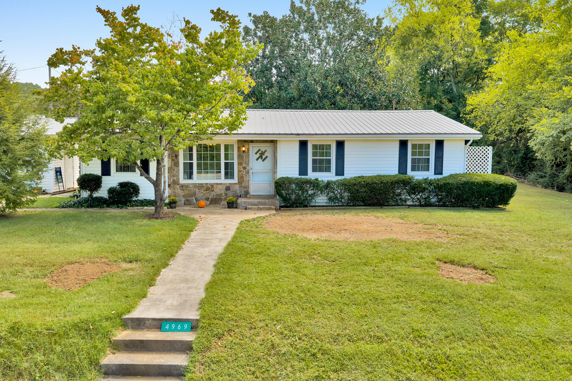 4969 Highway 11s S Property Photo 1