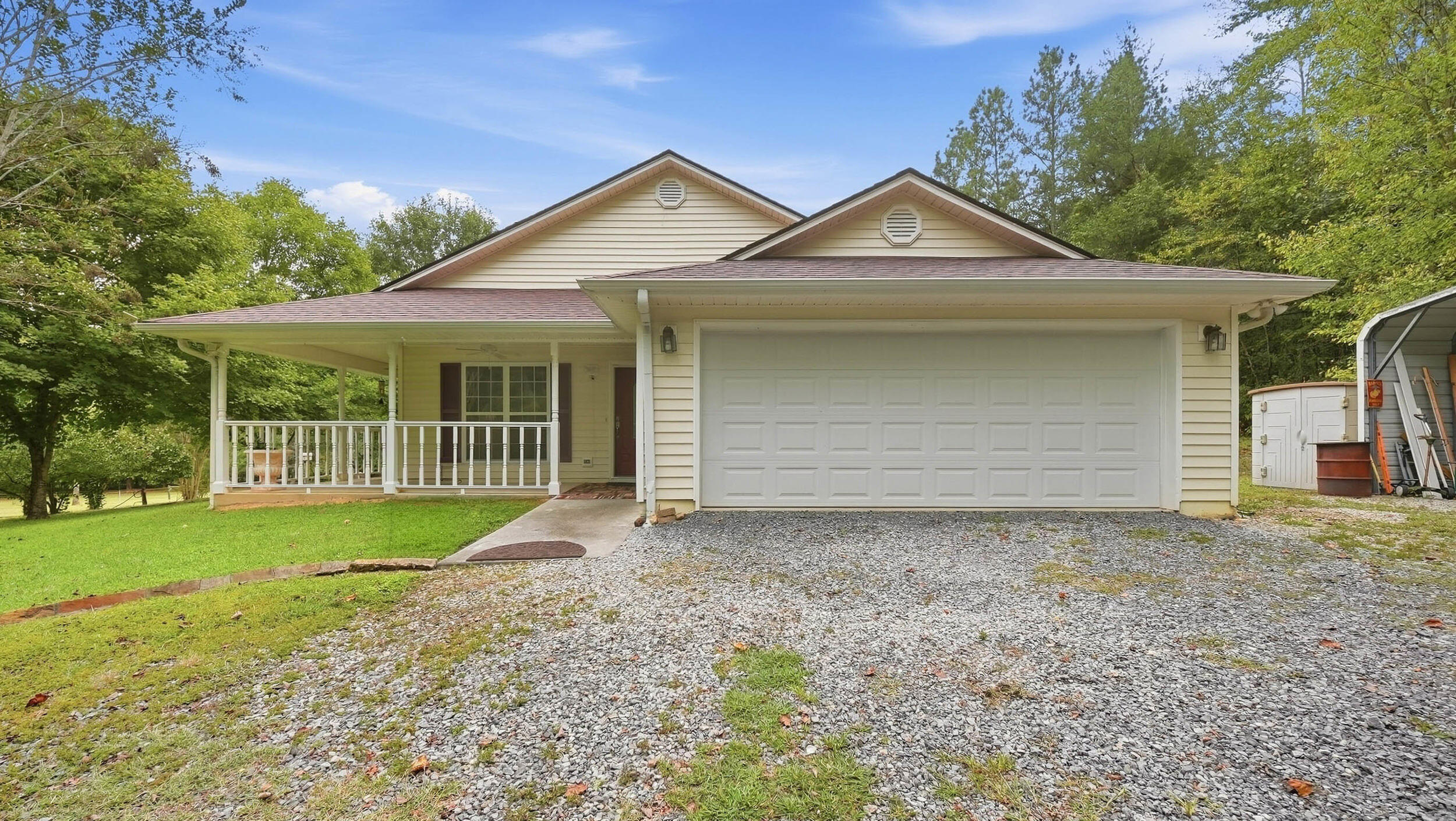 788 Sand Mountain Road Property Photo 1