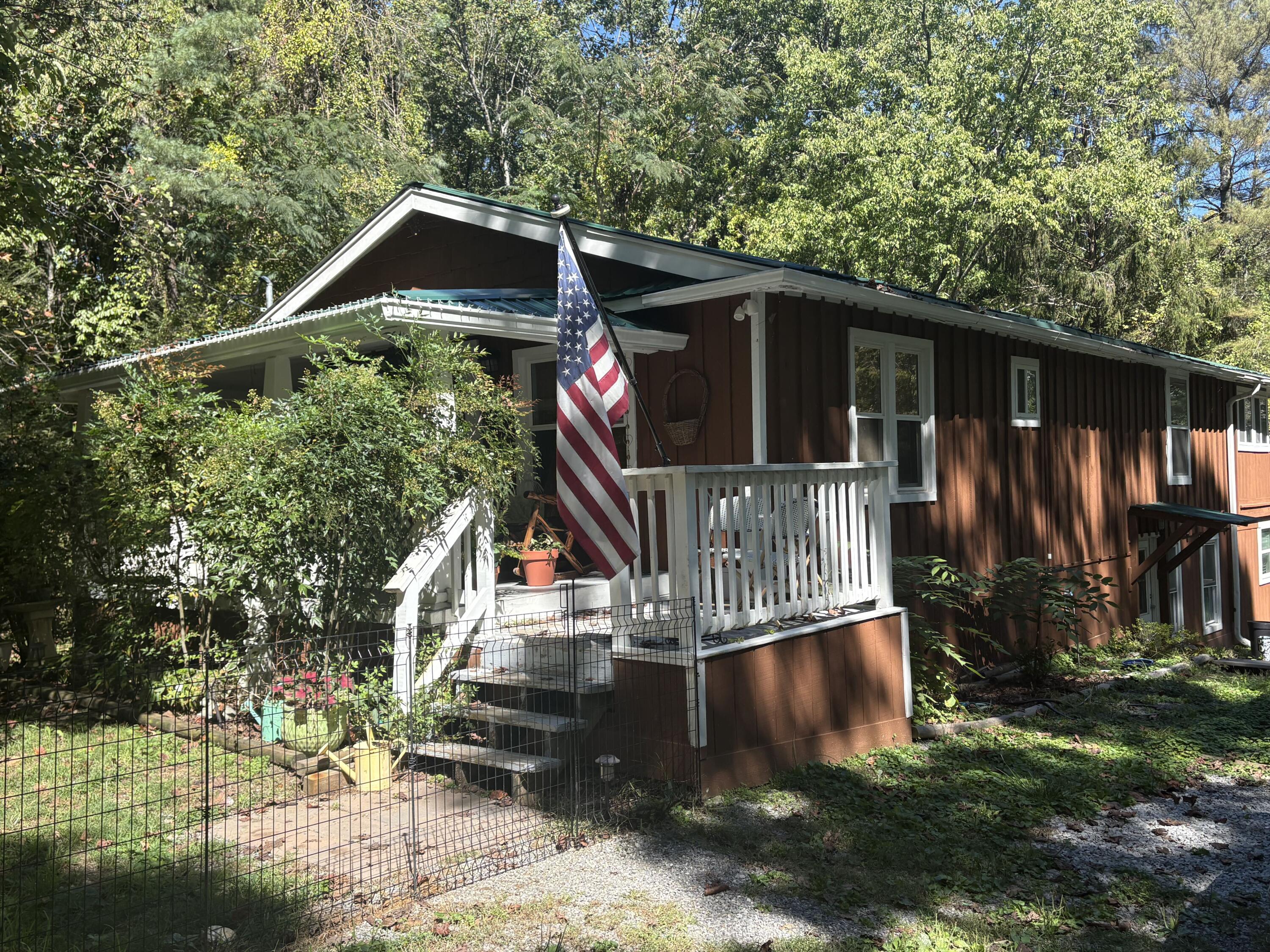 5000 Sawyer Road Property Photo 1