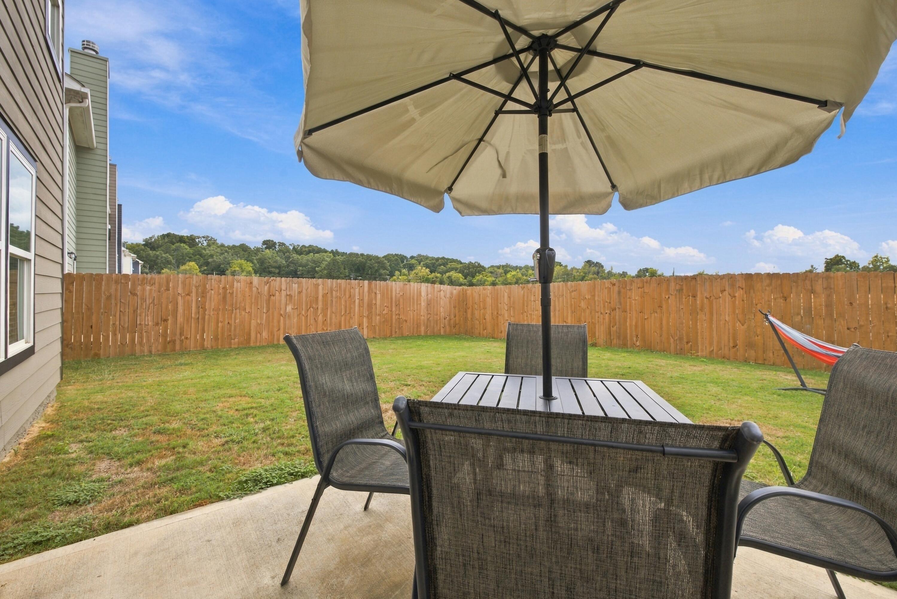 6738 Dharma Loop Property Photo 32