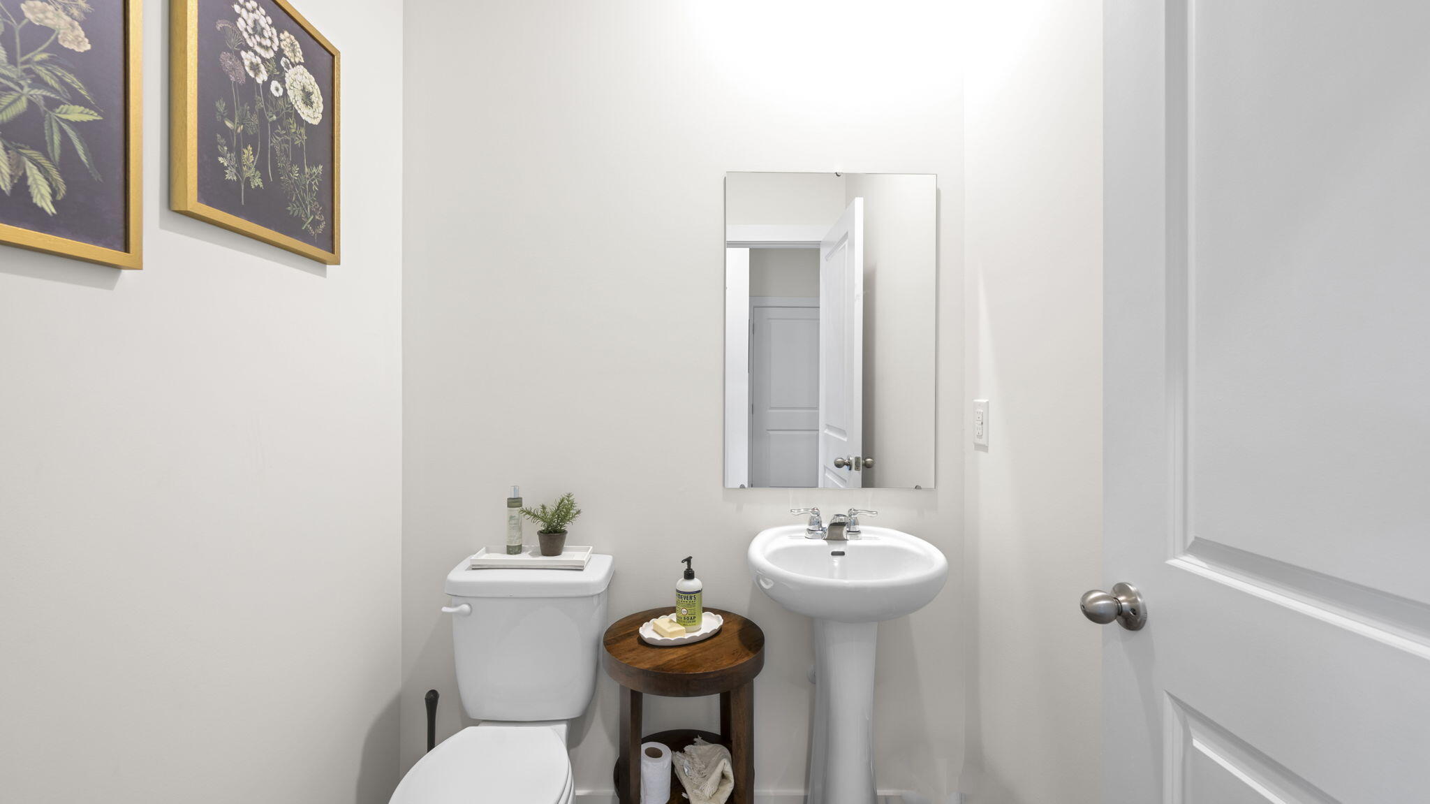 8265 Seaside Drive Property Photo 9