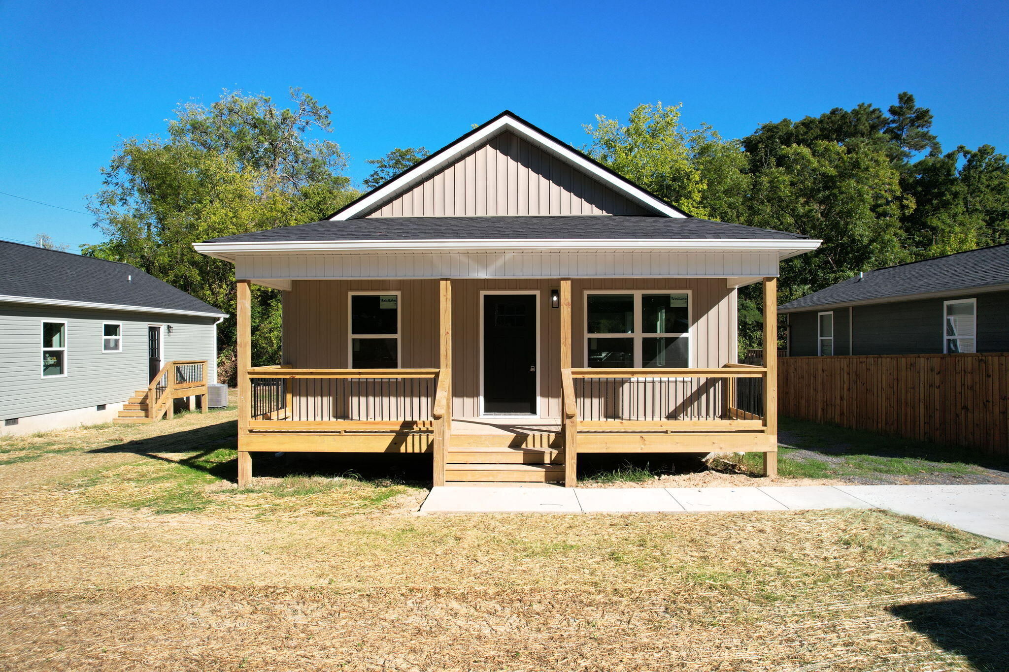 1012 Tunnel Boulevard Property Photo 1