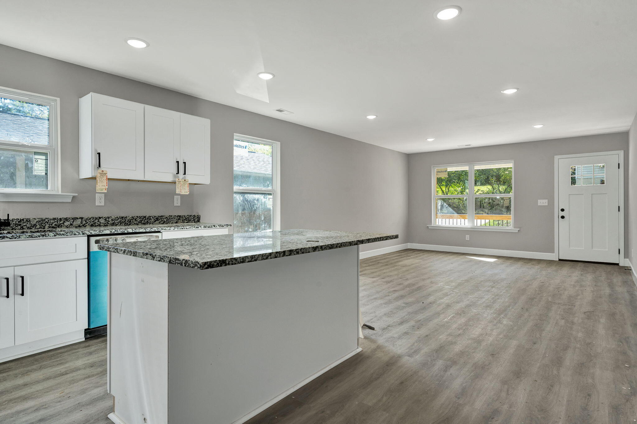 1012 Tunnel Boulevard Property Photo 3