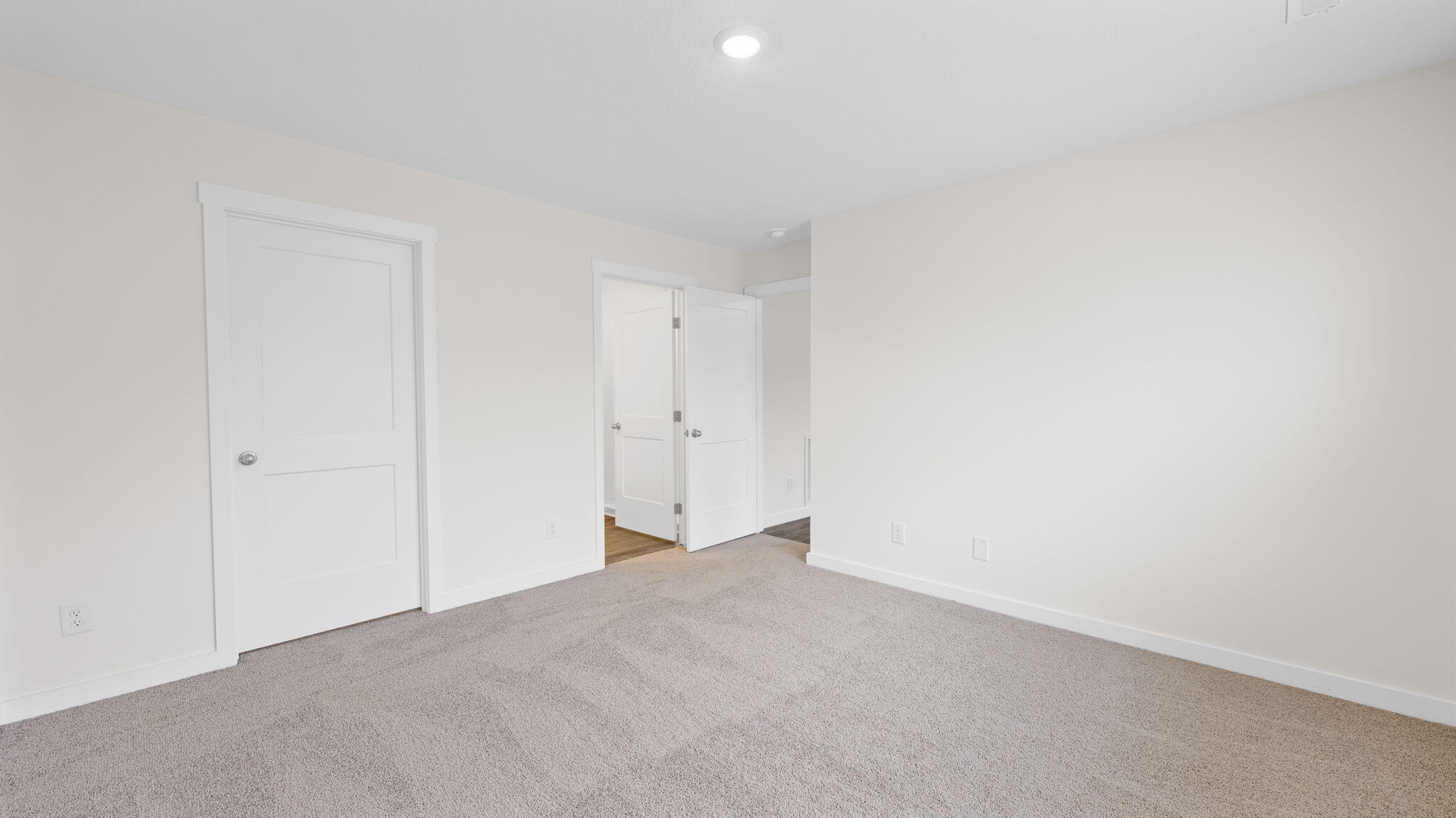 440 Emily Circle Property Photo 4