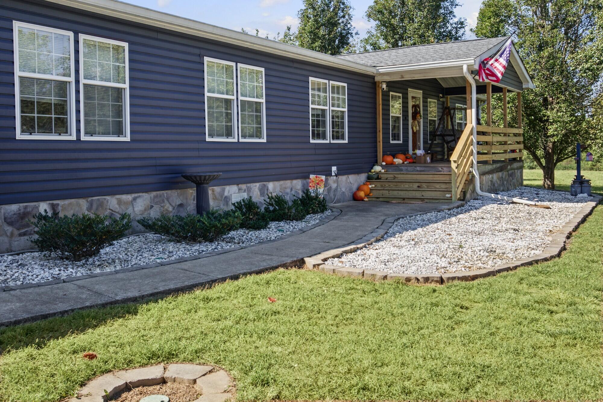 262 Mountain Cove Road Property Photo 6