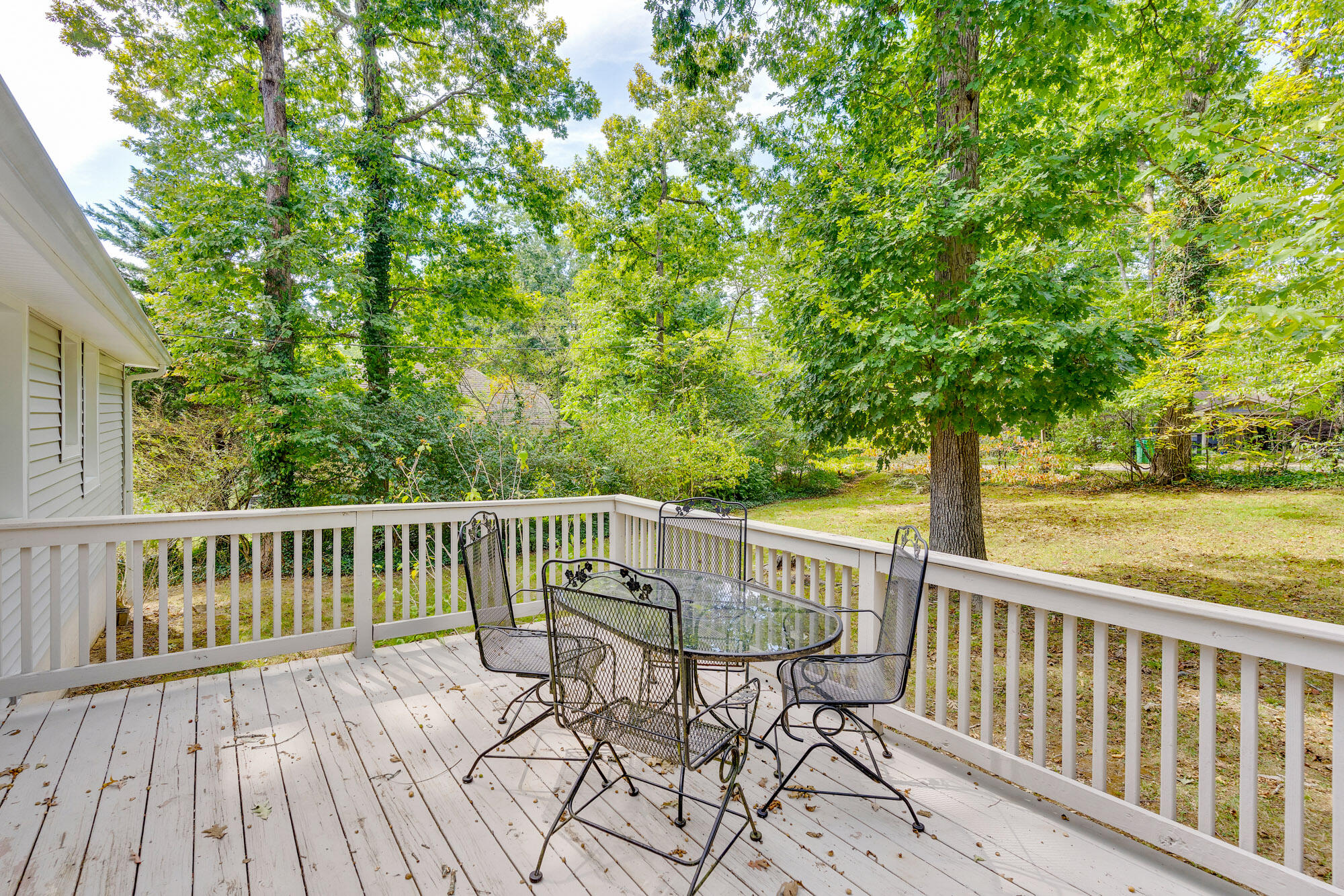1502 Albion Drive Property Photo 15