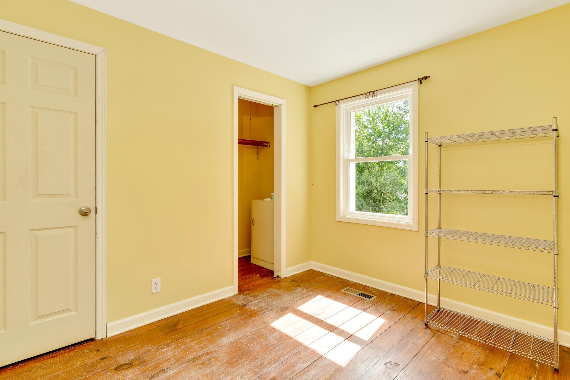 1502 Albion Drive Property Photo 30