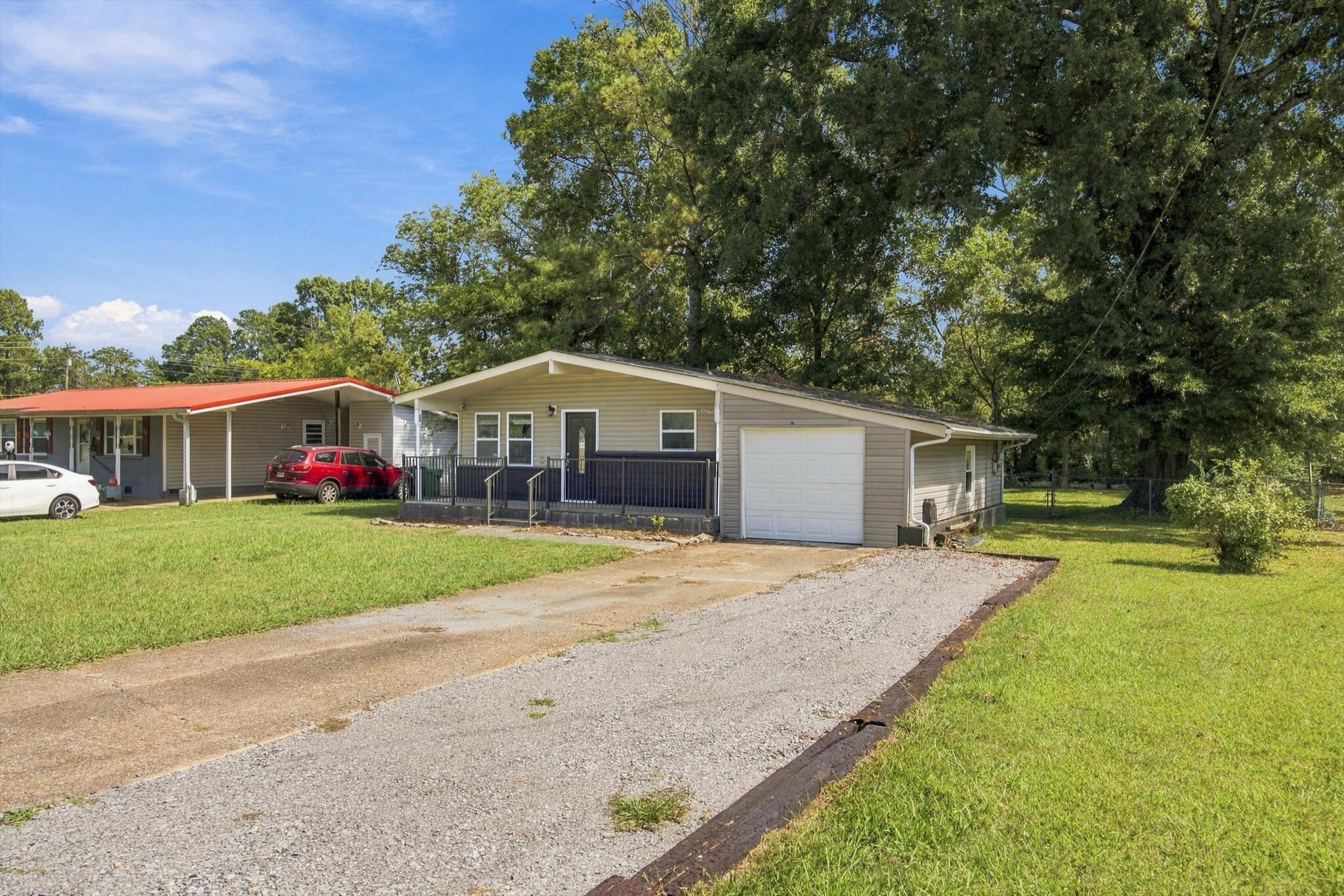 13 Stovall Street Property Photo 3
