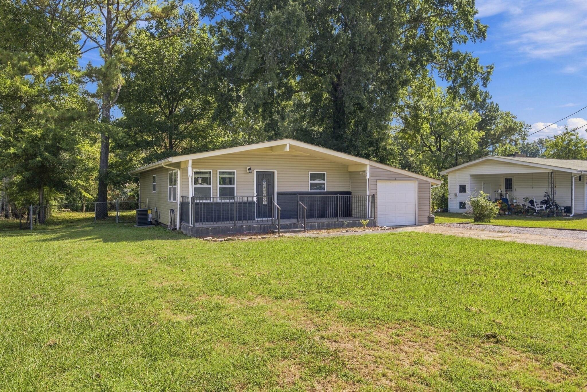 13 Stovall Street Property Photo 4