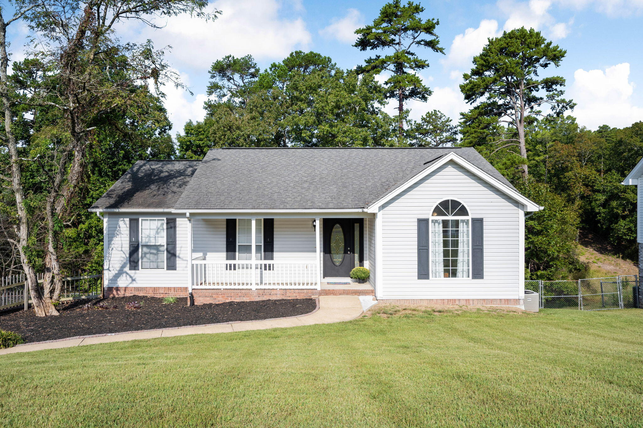 9038 Faith Hill Lane Property Photo 1