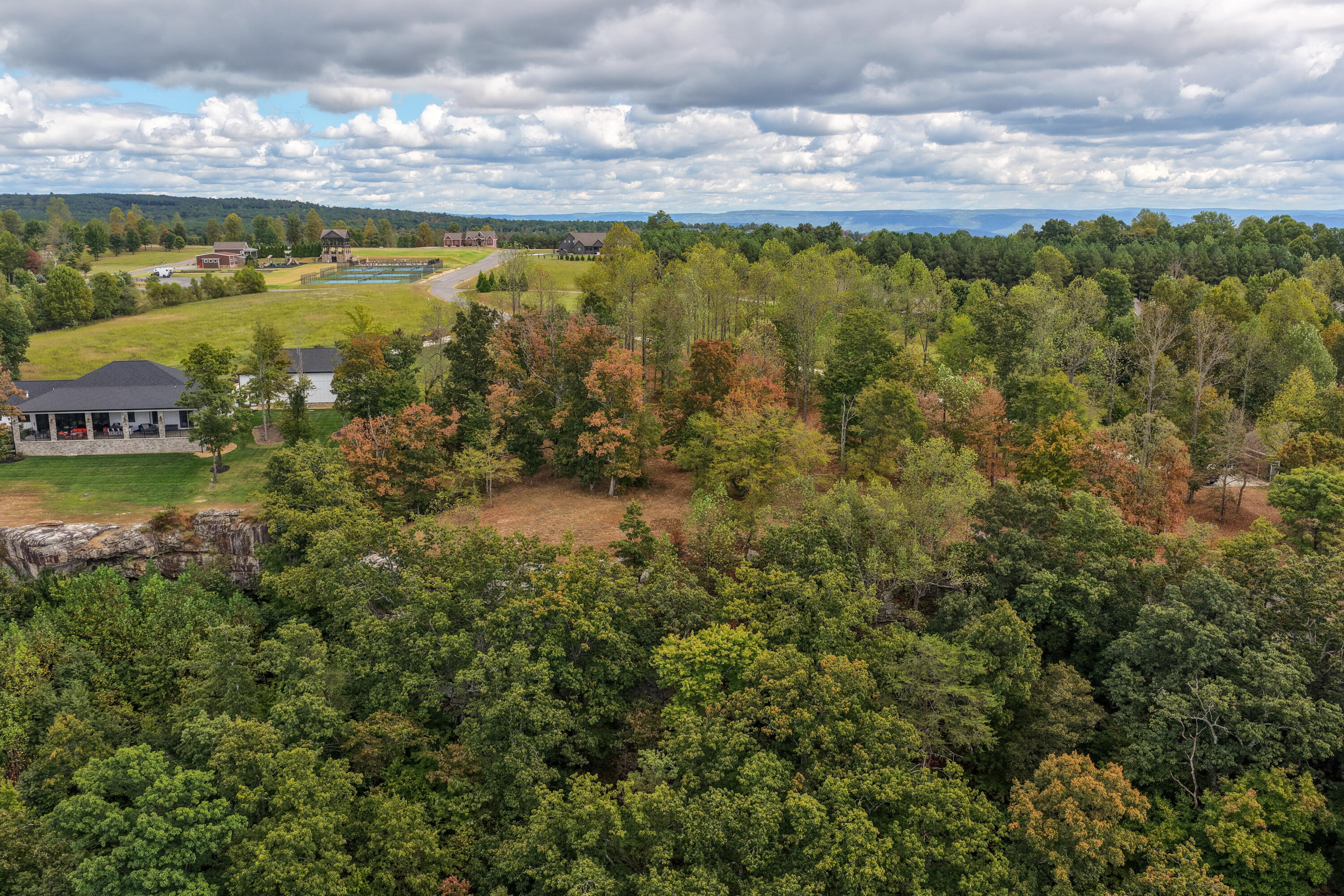 318 Sweedens Overlook Property Photo 31