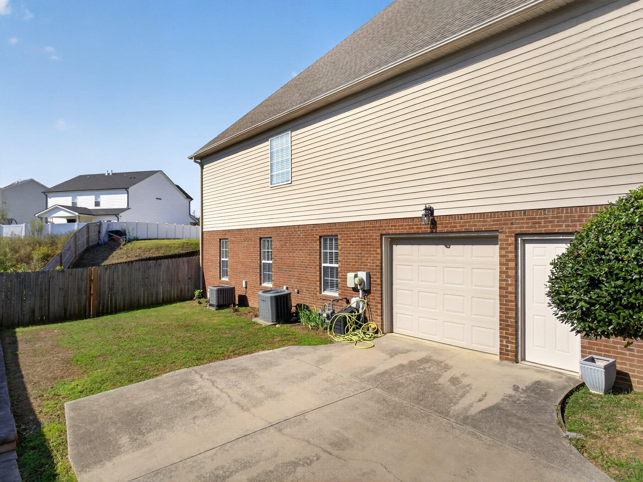 9647 Wiltshire Drive Property Photo 3