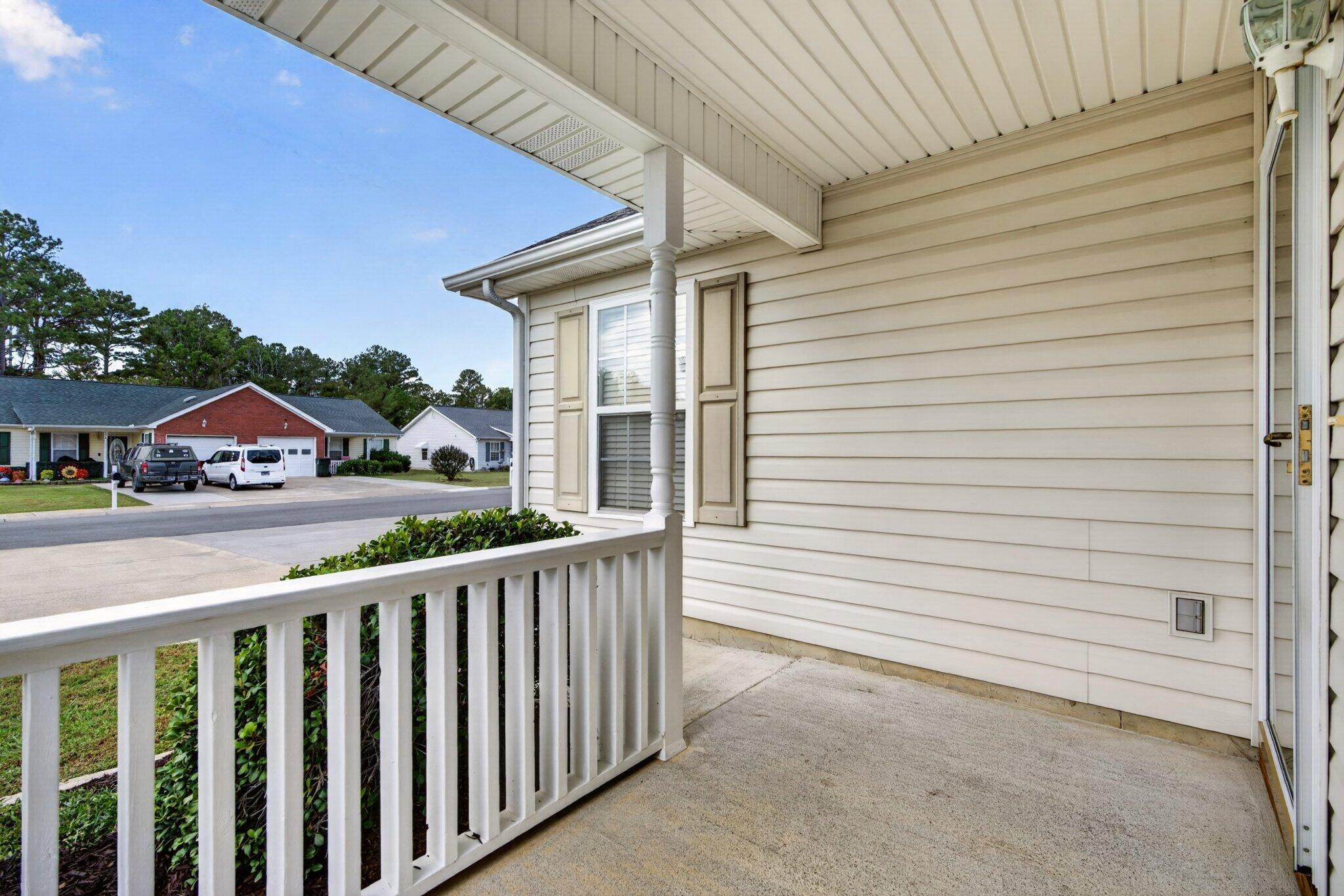 653 Flagstone Drive Property Photo 4