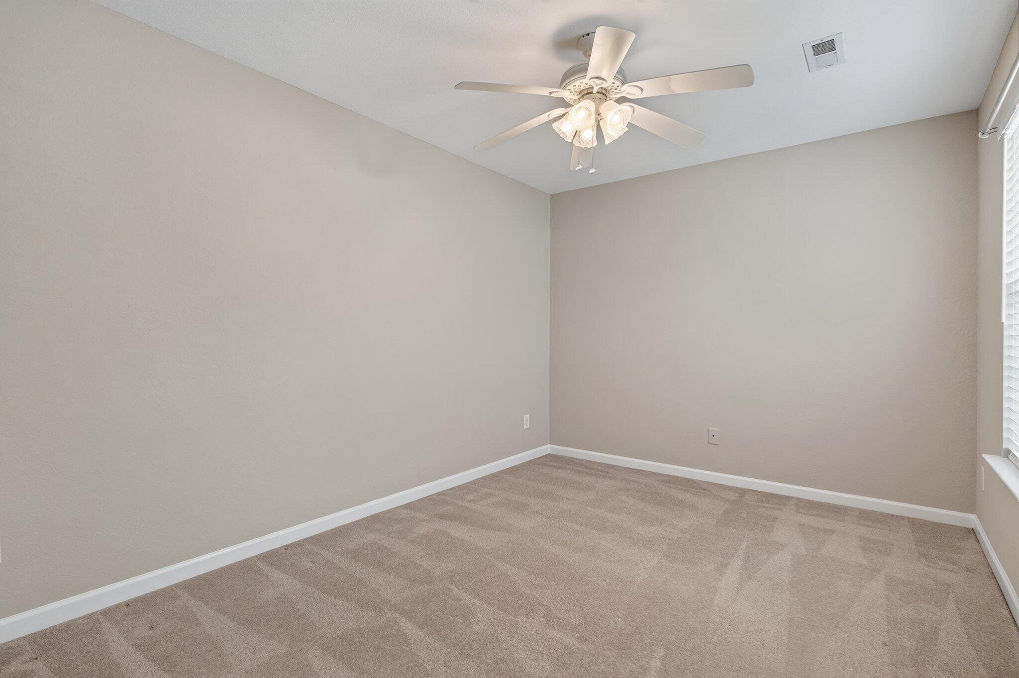 653 Flagstone Drive Property Photo 23