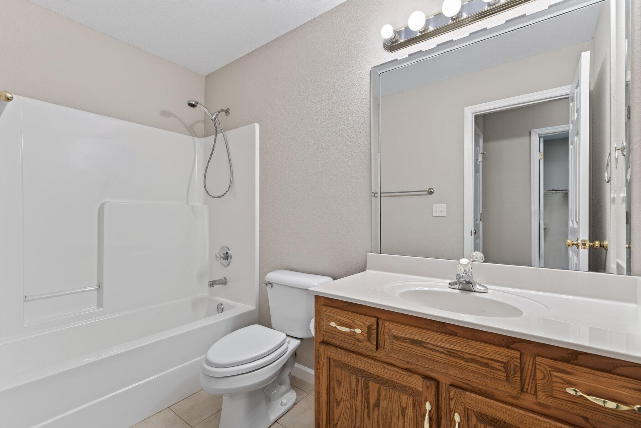 653 Flagstone Drive Property Photo 25