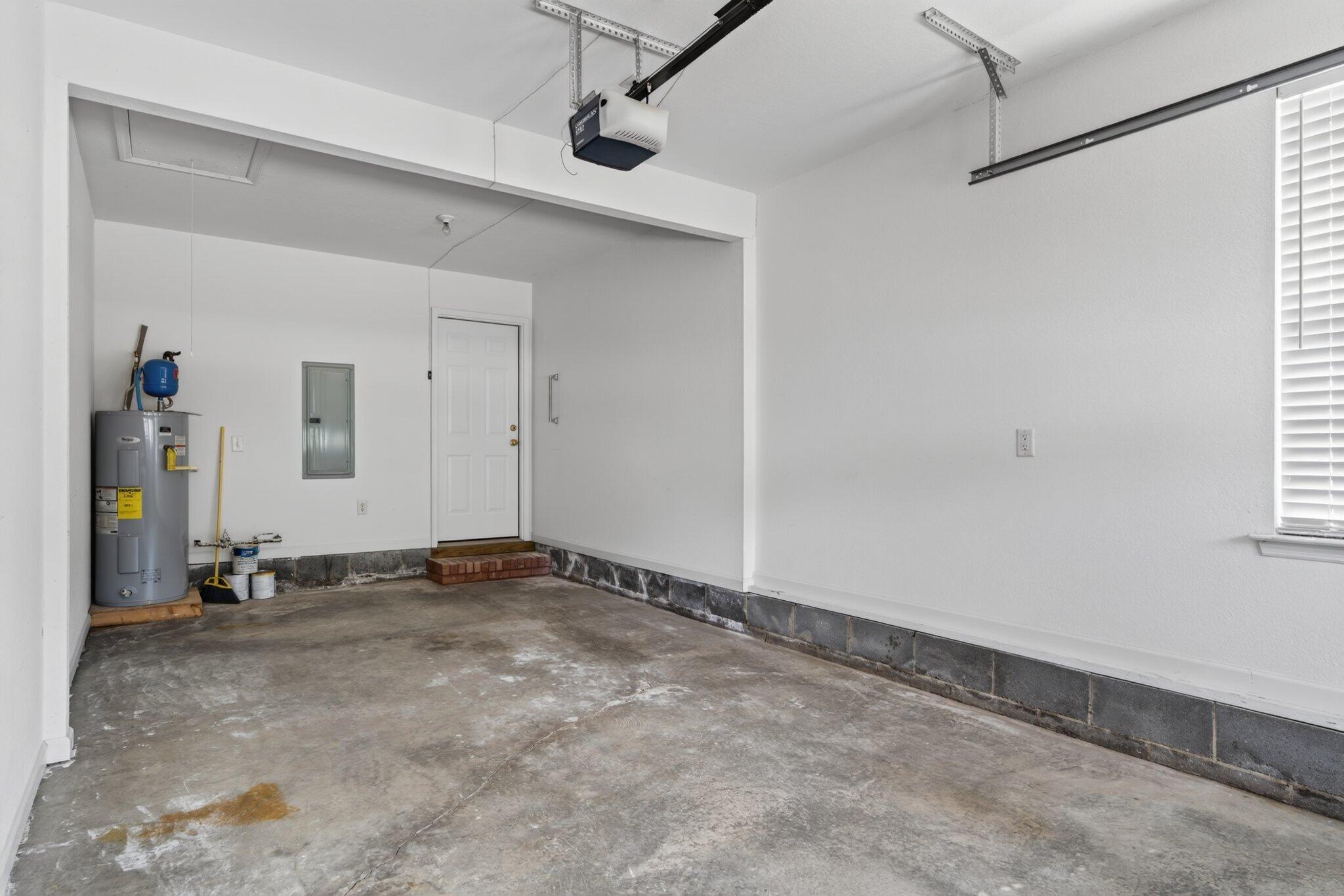 653 Flagstone Drive Property Photo 29