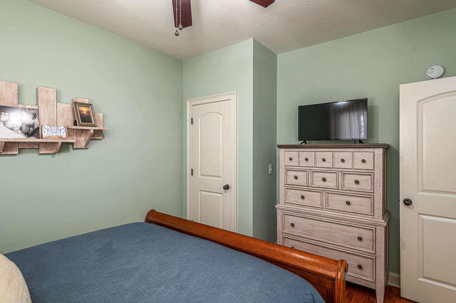 560 Classic Trail Property Photo 31