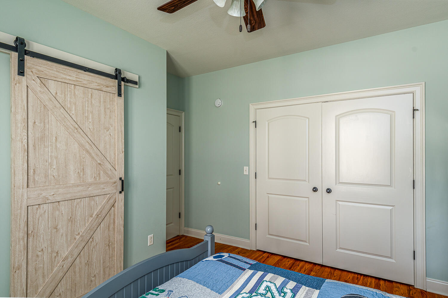 560 Classic Trail Property Photo 38