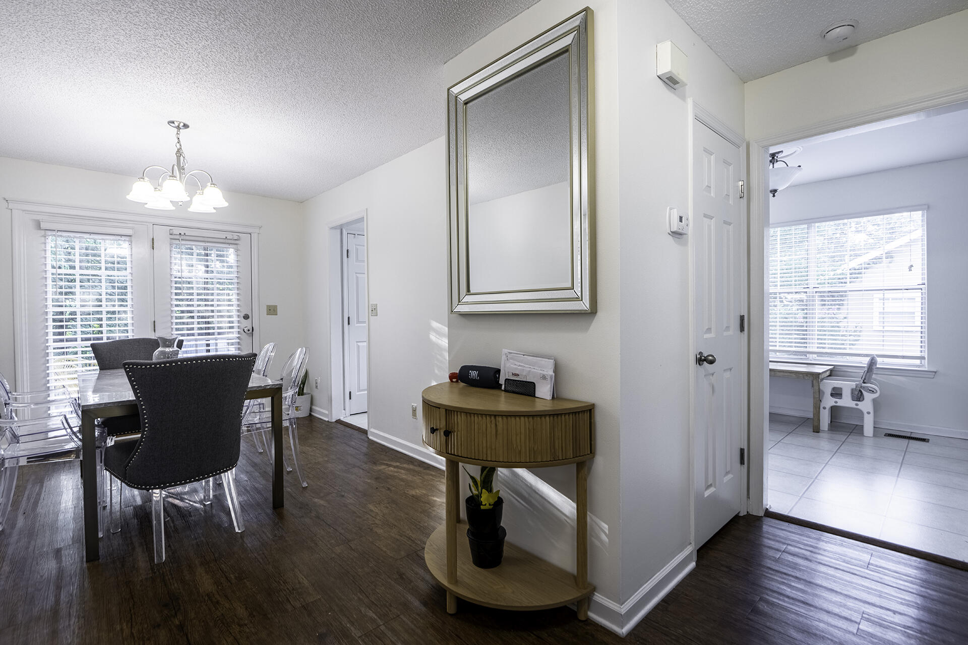 6911 Benwood Drive Property Photo 6