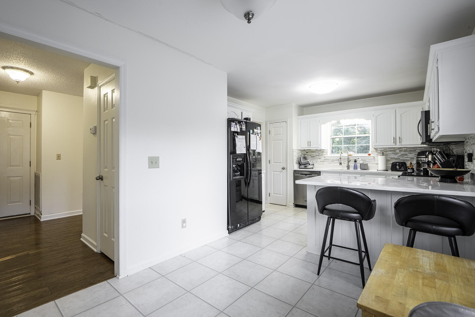6911 Benwood Drive Property Photo 12