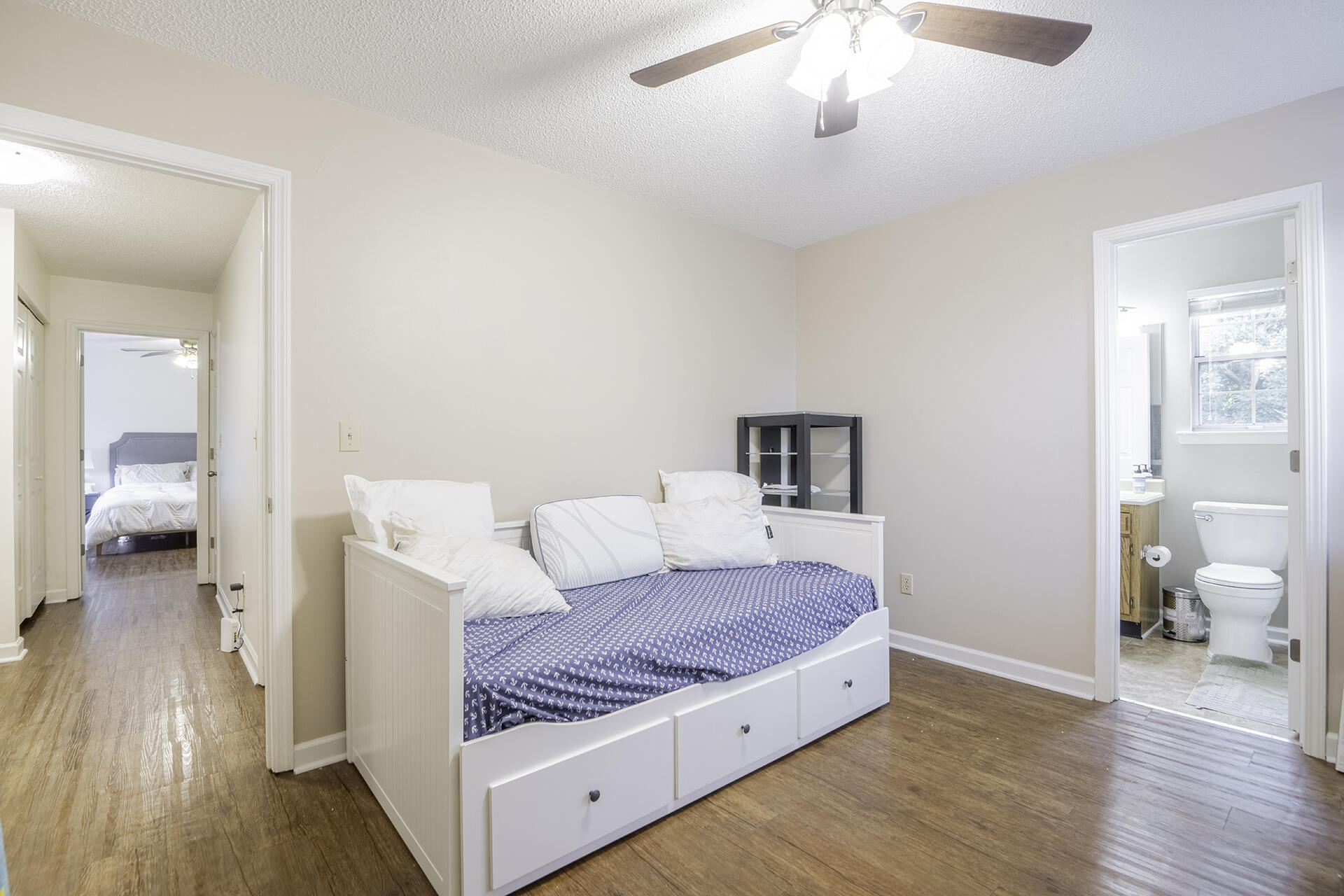 6911 Benwood Drive Property Photo 22