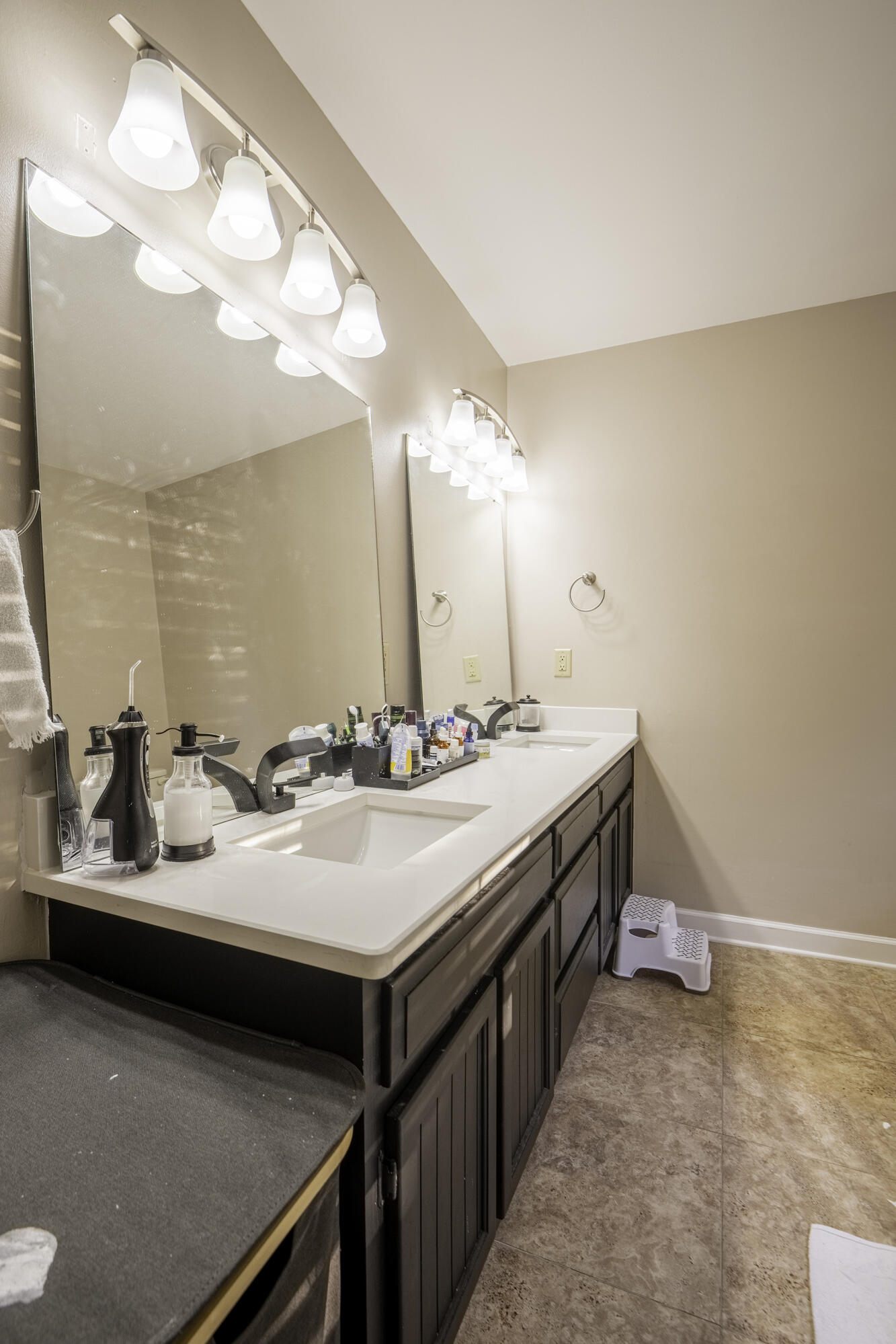 6911 Benwood Drive Property Photo 33