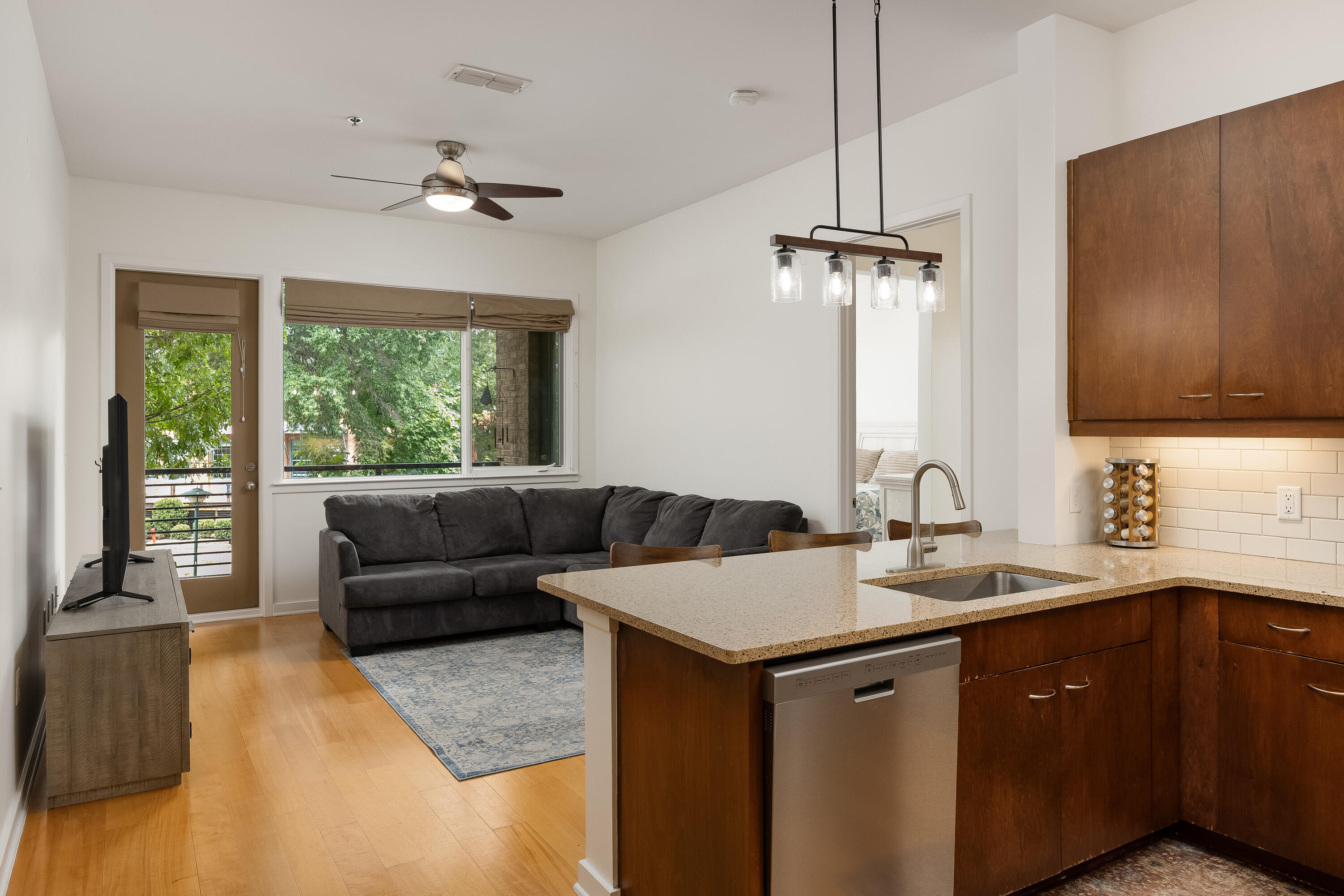 200 Manufacturers Road Property Photo 2